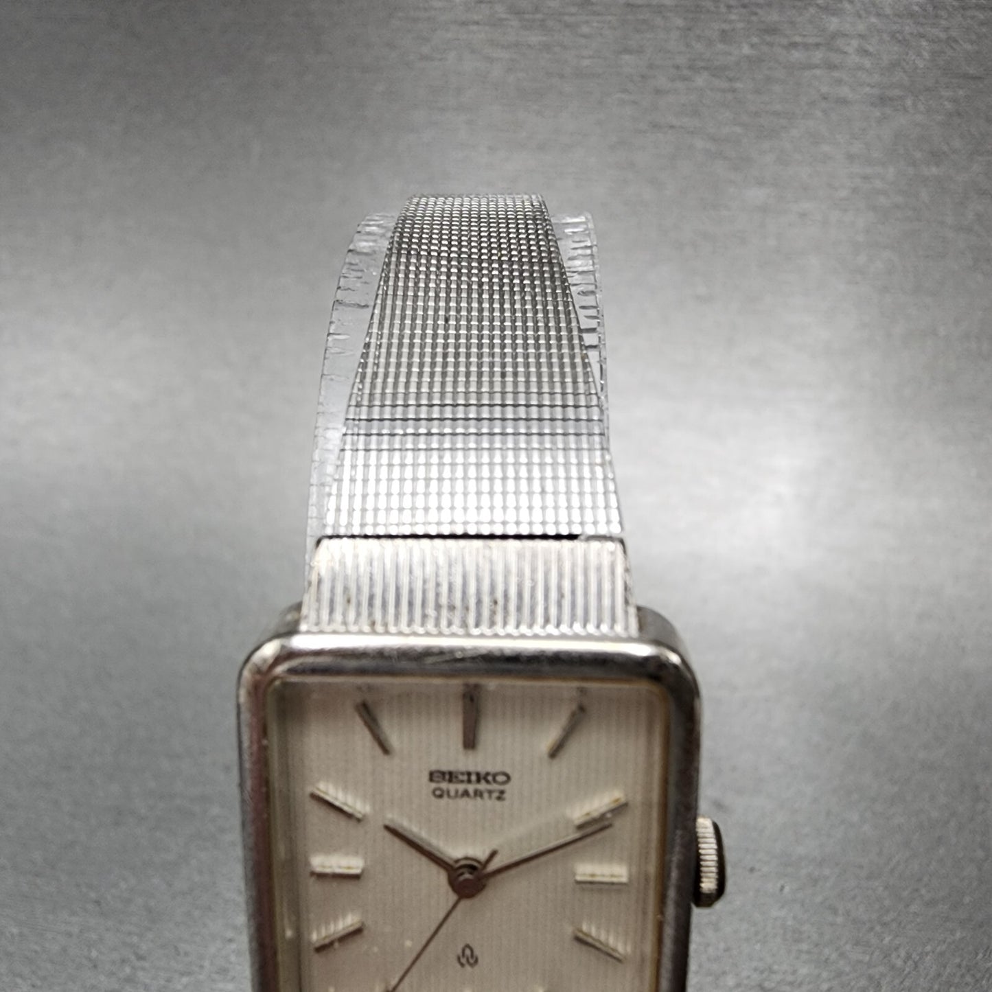 Seiko Tank Watch Women 20mm White Dial Silver Tone 2621-5200 New Battery