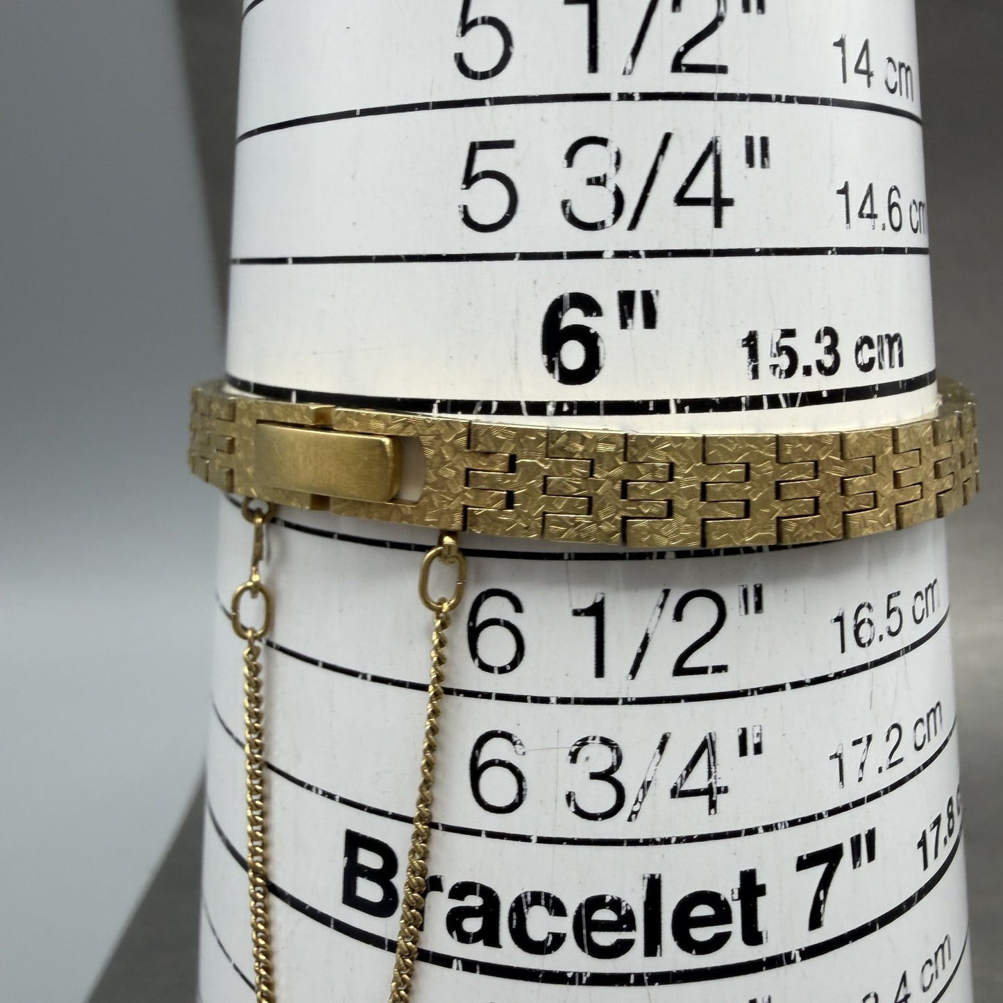Seiko Watch Women 17mm Champagne Dial Gold Tone 2C205759 Oval New Battery10