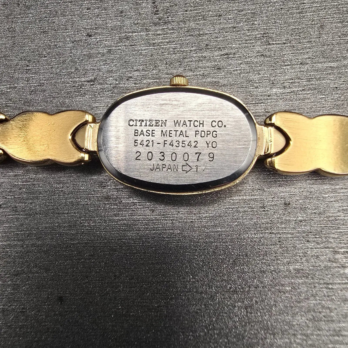 Citizen Elegance Watch Women 14mm MOP Dial Gold Tone Oval 5421-F43542 New Batt10