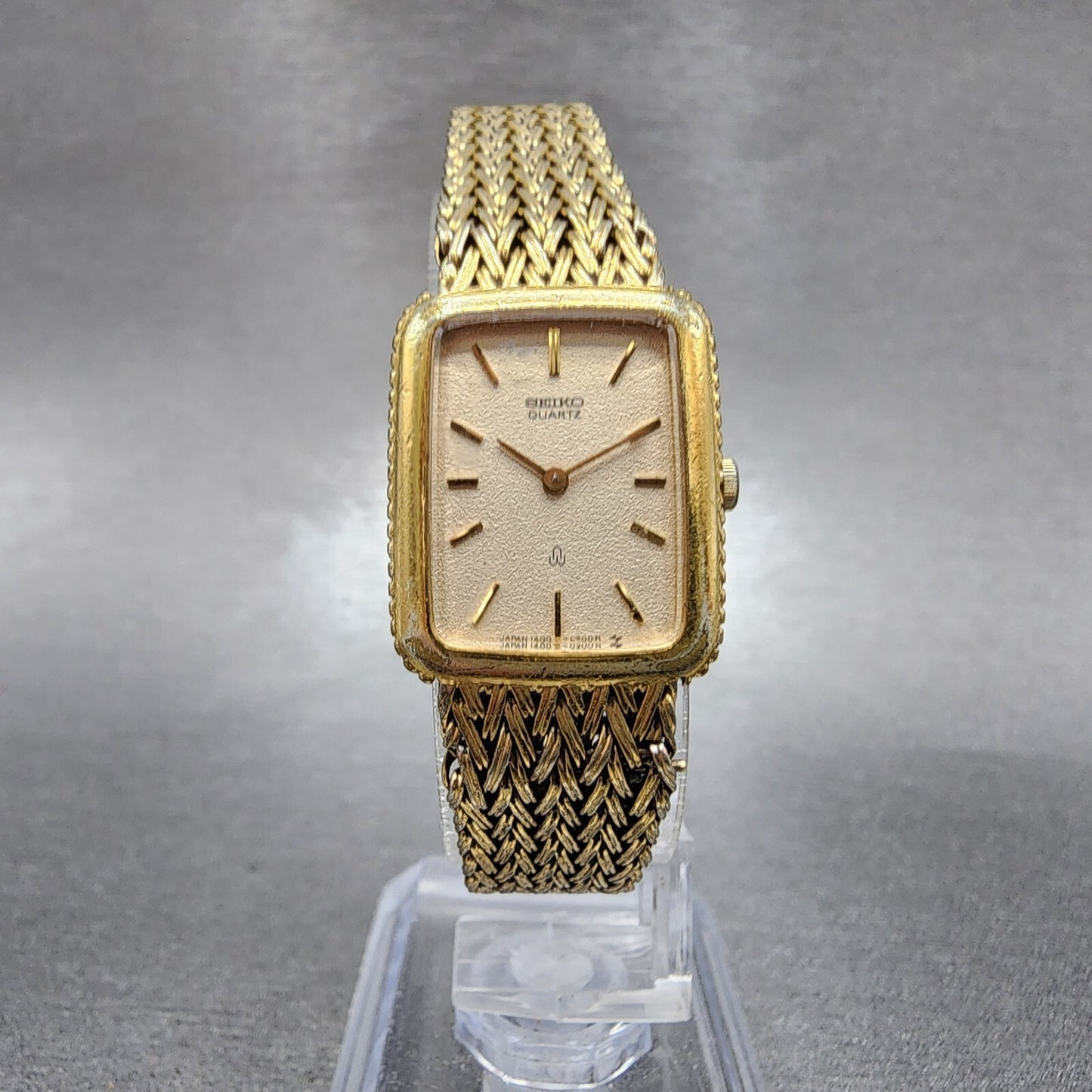 Seiko Tank Watch Women 19mm Champagne Dial Gold Tone 1400-5140 New Battery