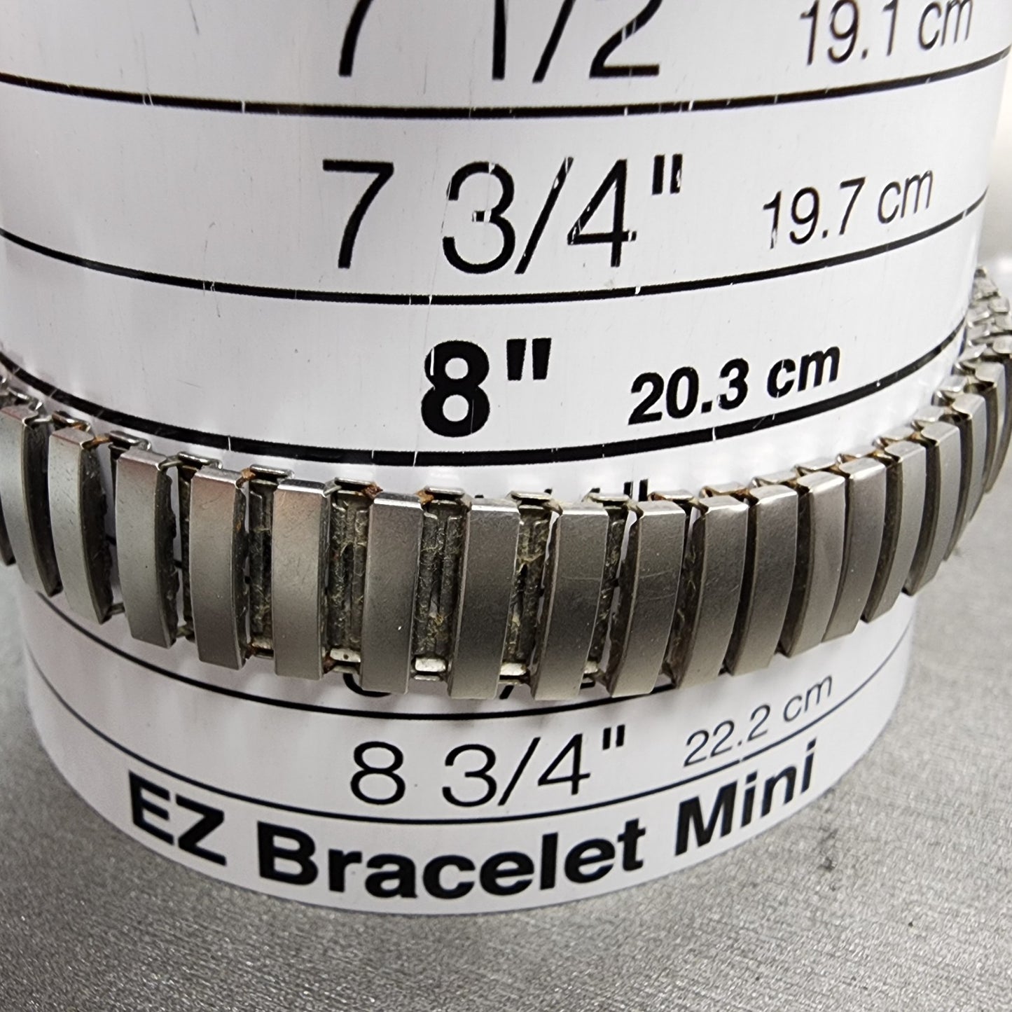 Citizen Watch Women 25mm Silver Dial Silver Tone Manual Wind Runs VTG10