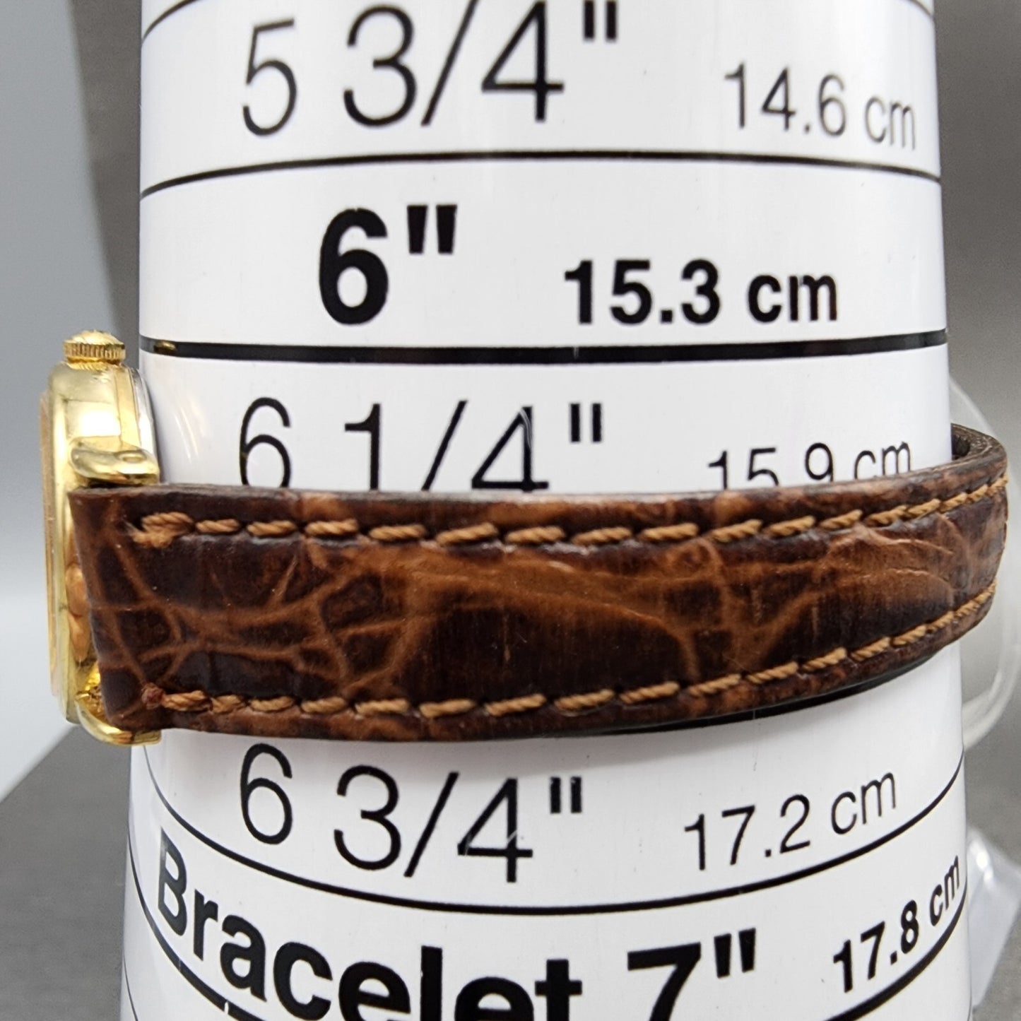 Seiko Watch Women 20mm Silver Dial Gold Tone Round 1N00-0F60 New Battery