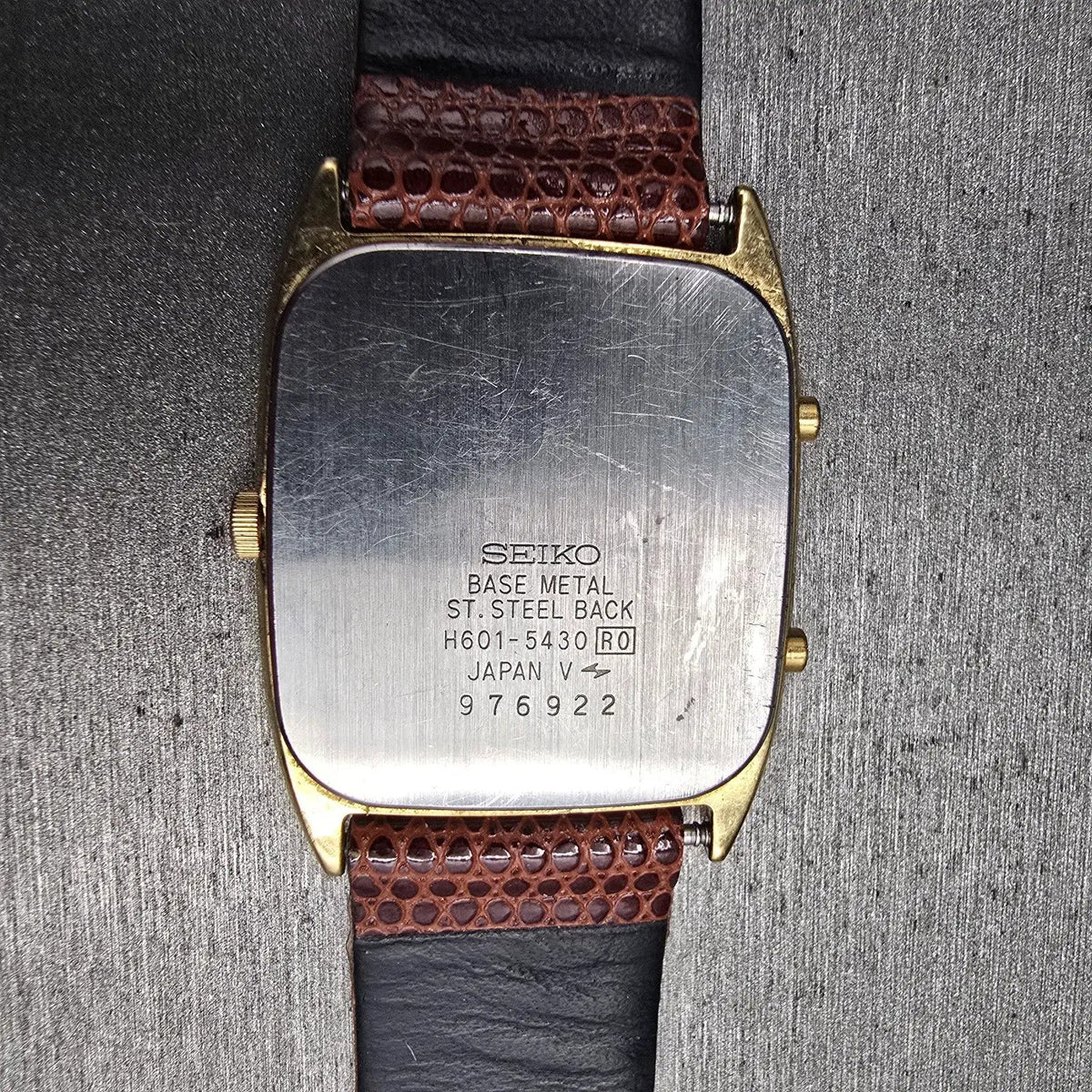 Seiko Watch Men 29mm Gold Dial Gold Tone Chrono Alarm H601-5430 New Battery10
