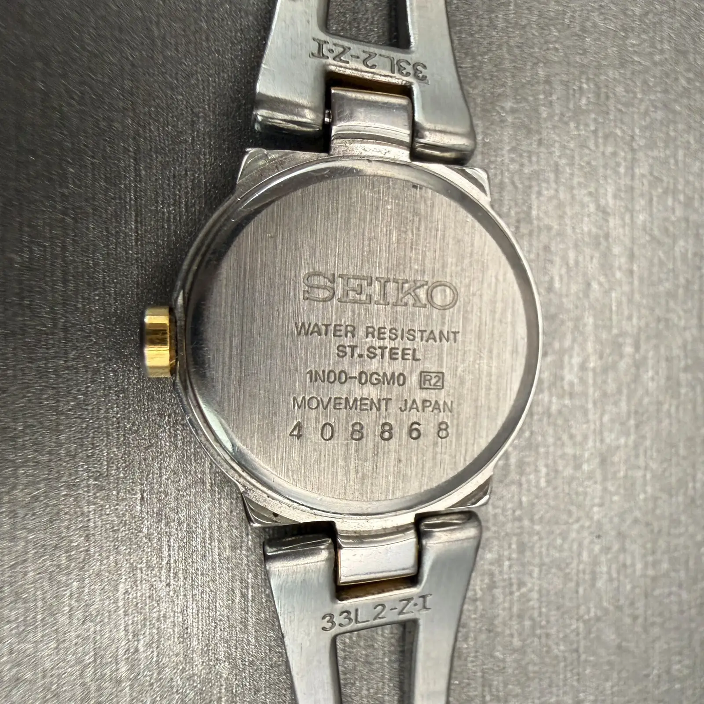 Seiko Watch Women 20mm Silver Dial Two Tone Round 1N00-0GM0 New Battery10