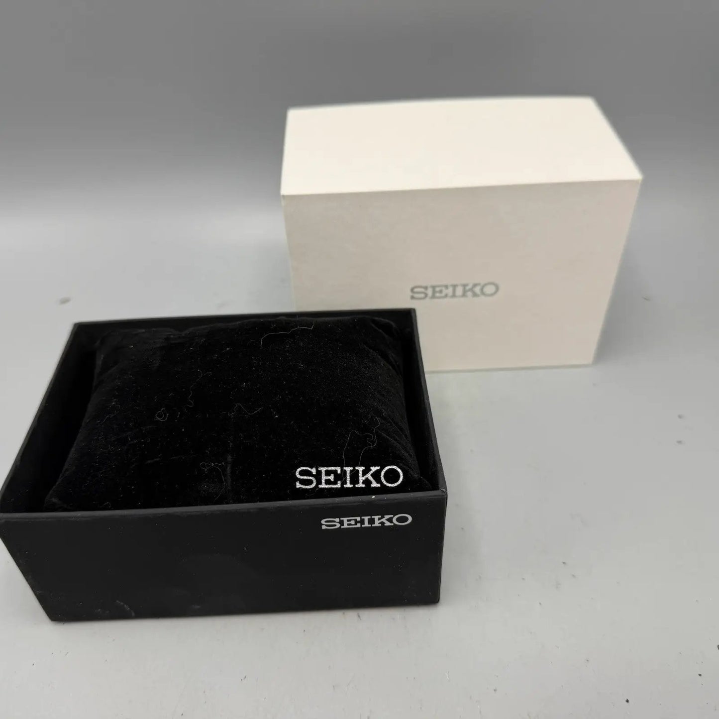 Seiko Presentation Watch Box Case Black & White Cardboard FSSB3E KLF5