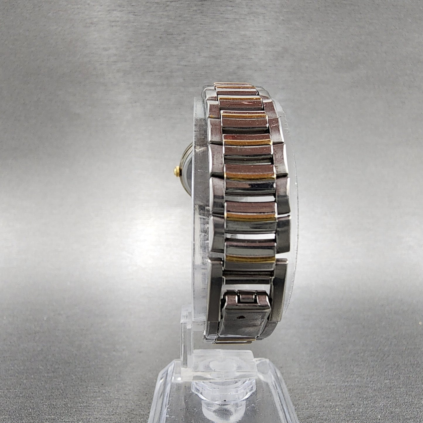 Seiko Avenue Watch Women 22mm White Dial Two Tone Round 1F21-0H60 New Battery