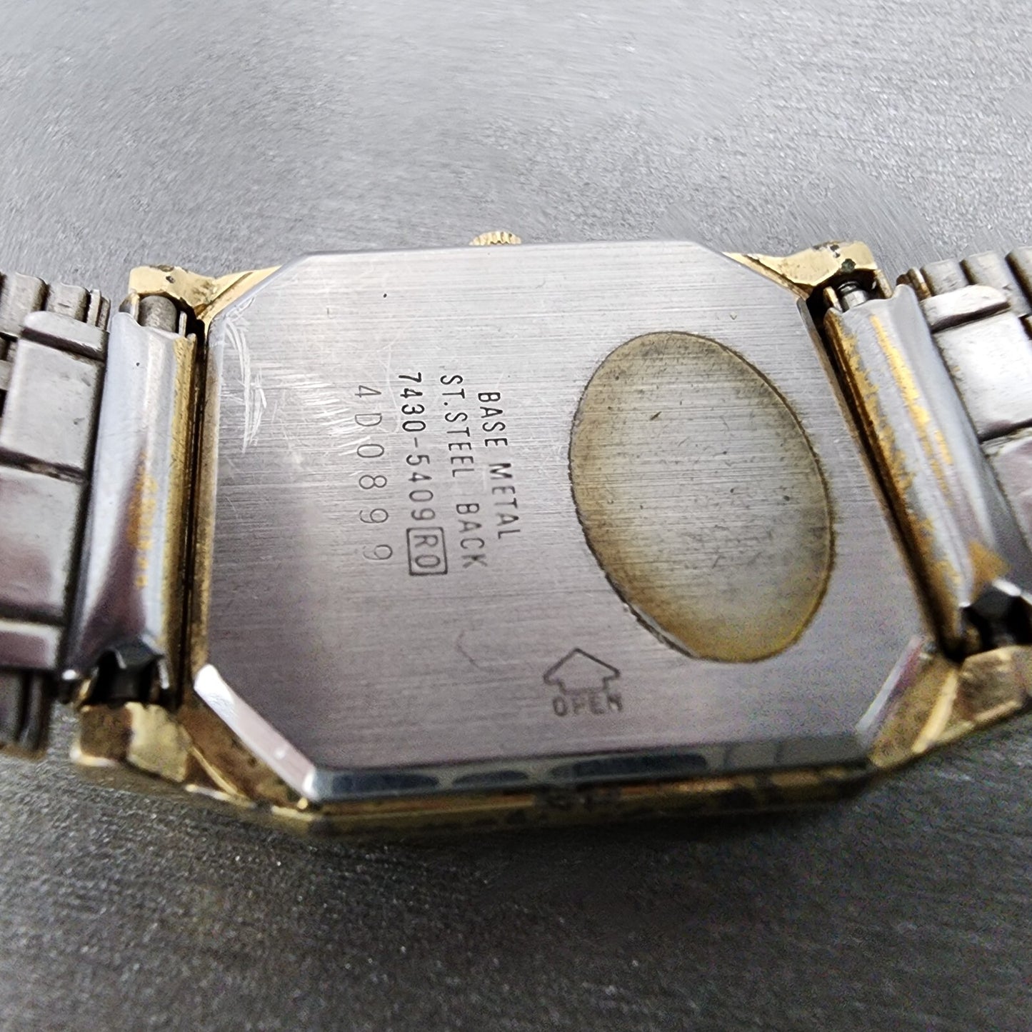Seiko Tank Watch Men 26mm White Dial Gold Tone Rectangle 7430-5409 New Battery