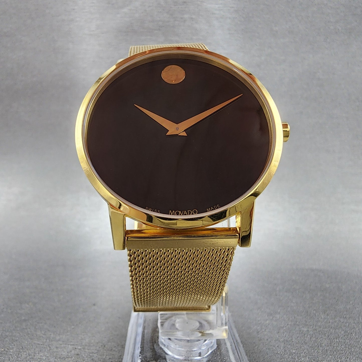 Movado Museum Watch Men 40mm Black Dial Gold Case Round Mesh Band 0607396