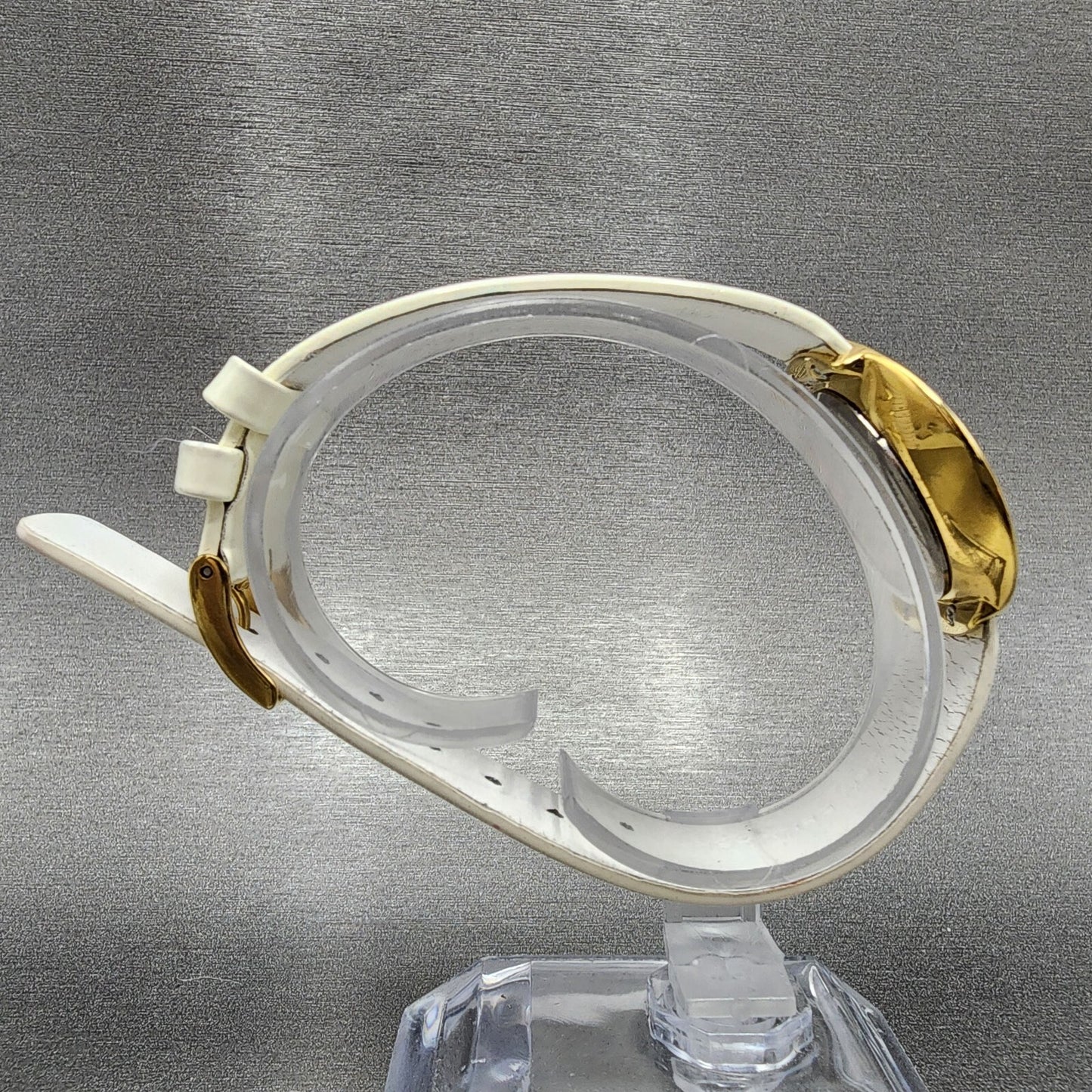 Skagen Watch Women 31mm MOP Dial Gold Tone Titanium Round 569STGLW New Battery