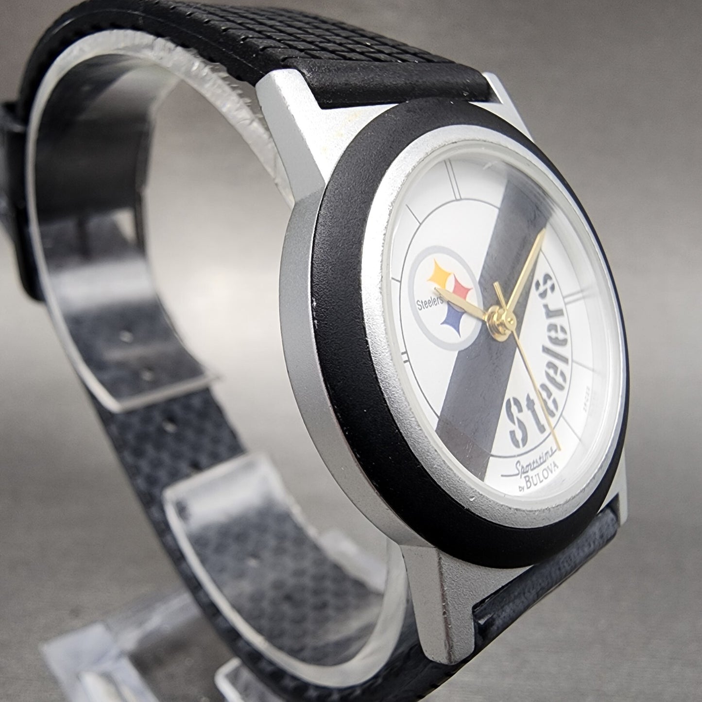 Bulova Steelers Watch Women 31mm White Dial Silver Tone Round 2FC22 New Battery