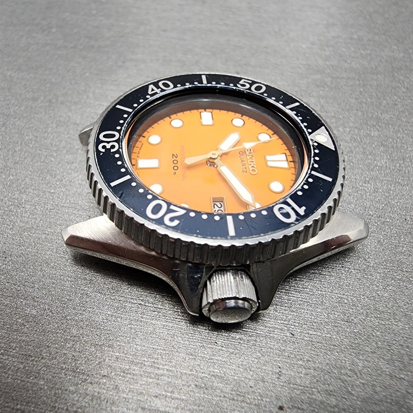 Seiko Professional 200m Diver Watch Women 34mm Orange Dial Silver Tone NewBat