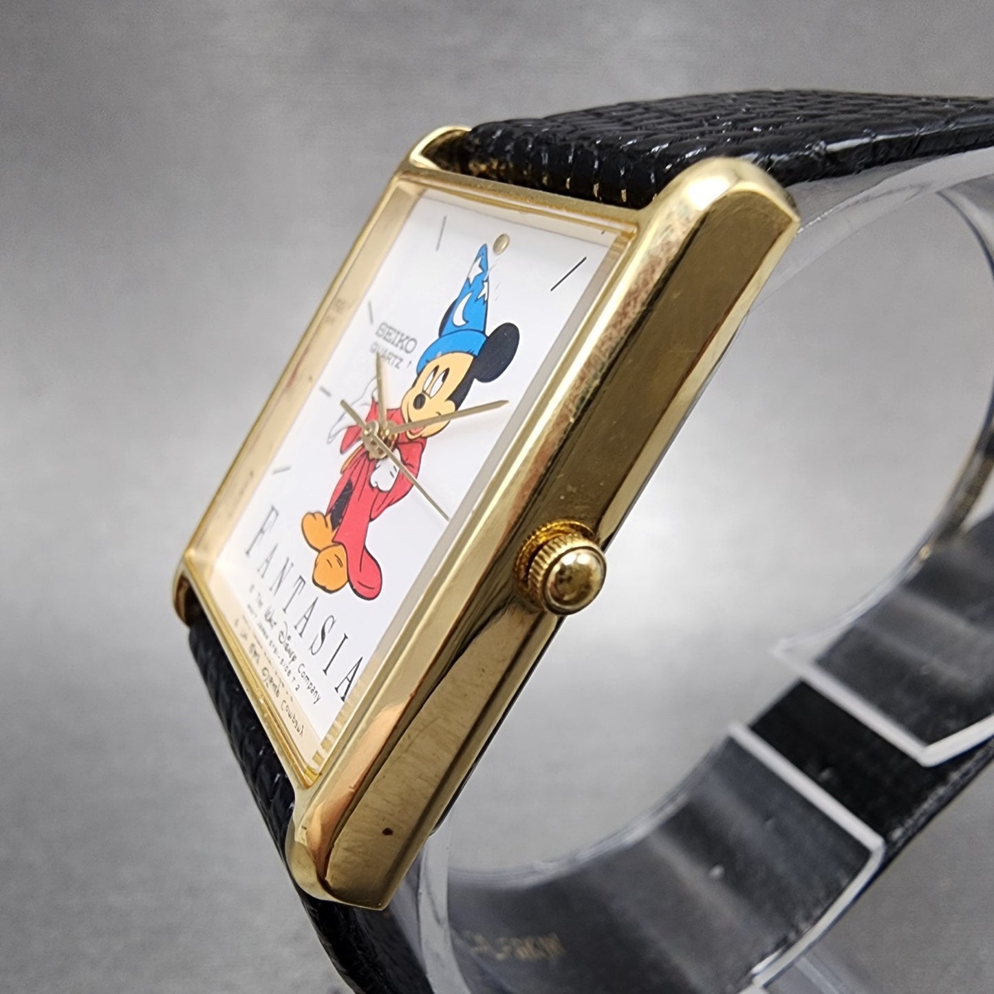 Seiko Mickey Mouse Fantasia Tank Watch Men 25mm White Dial Gold Tone New Battery