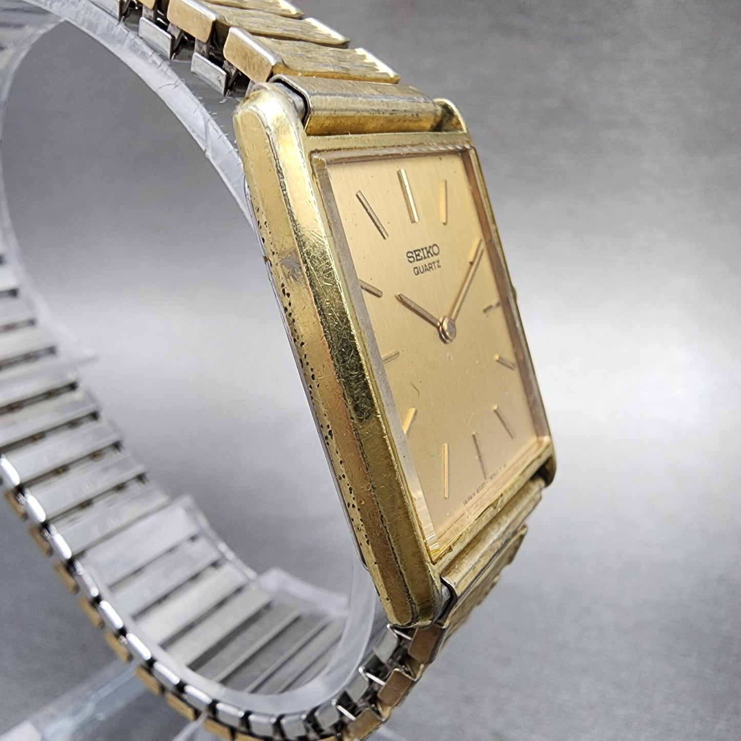 Seiko Watch Men 25mm Champagne Dial Gold Tone 6020-5059 New Battery