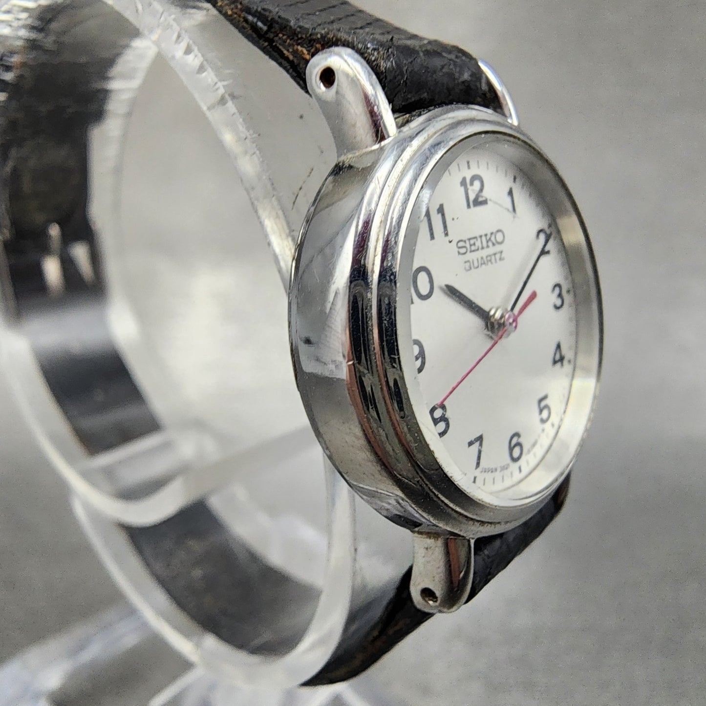 Seiko Watch Women 23mm Silver Dial Silver Tone 3421-0059 New Battery