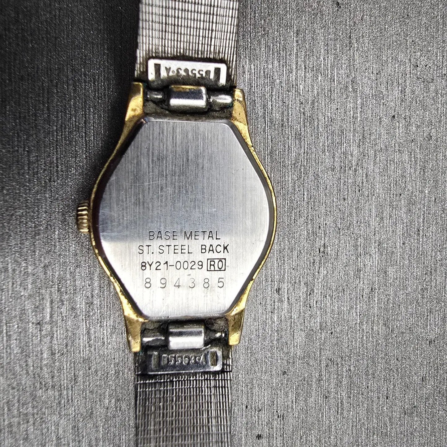 Seiko Watch Women 20mm Gold Dial Gold Tone Round 8Y21-0029 New Battery Vintage10