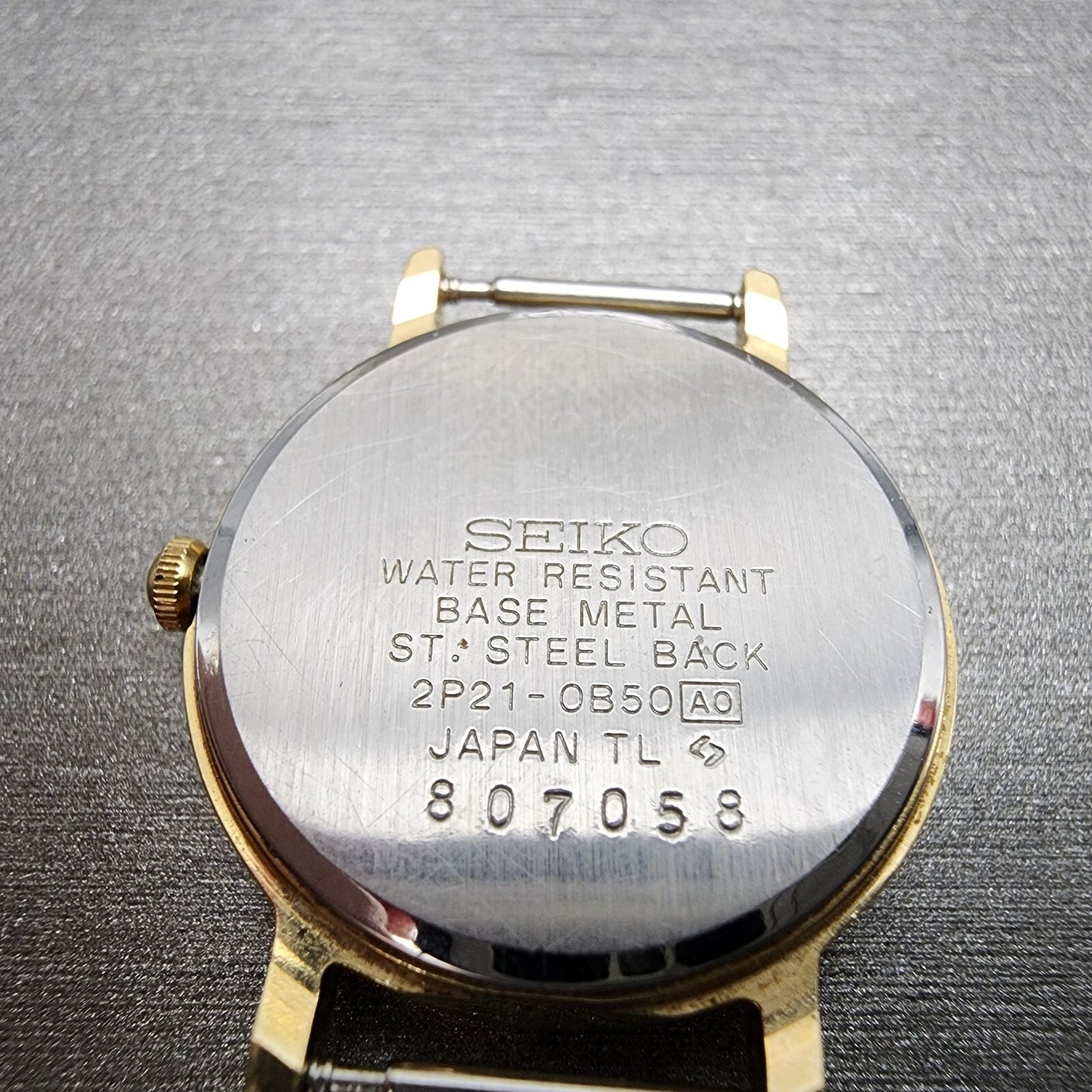 Seiko Avenue Watch Women 23mm White Dial Gold Tone Round 2P21-0B50 New Battery