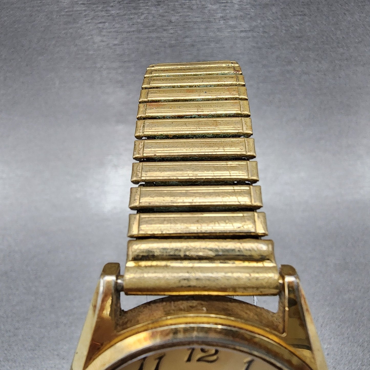 Seiko Watch Men 36mm Champagne Dial Gold Tone Round 7121-8000 New Battery