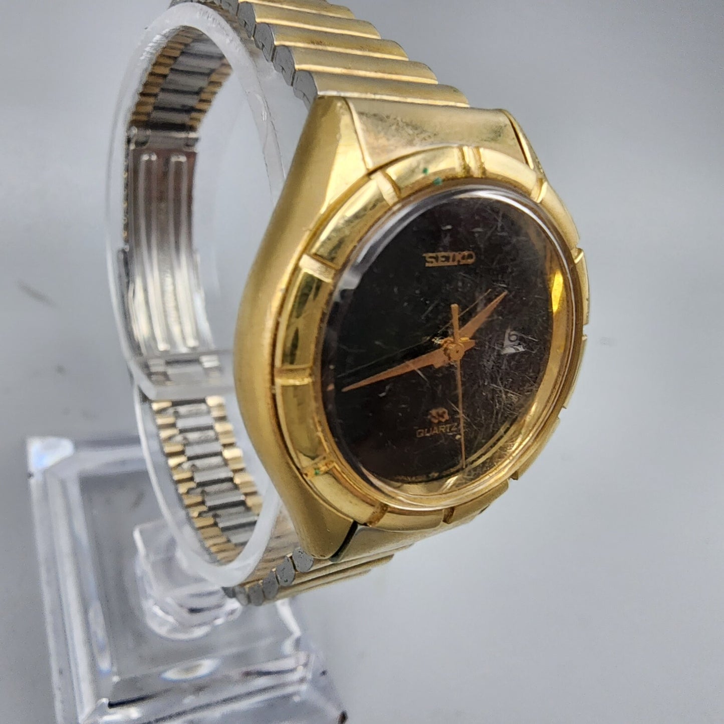 Vintage Seiko SQ Watch Women Gold Tone Black Dial Date 4302-0039 New Battery