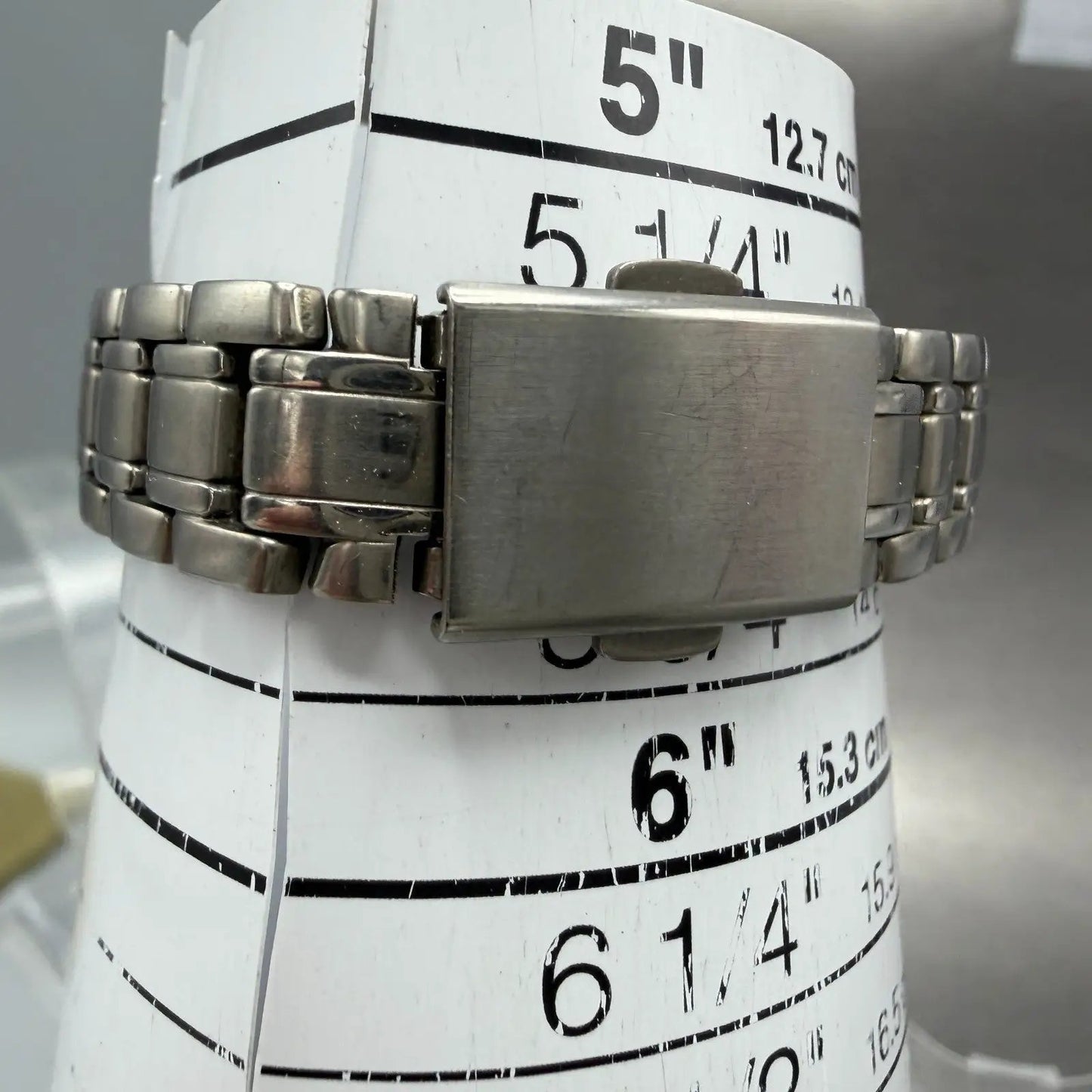 Seiko Spirit Watch Women 25mm Silver Dial Titanium Date 7N82-0380 New Battery10