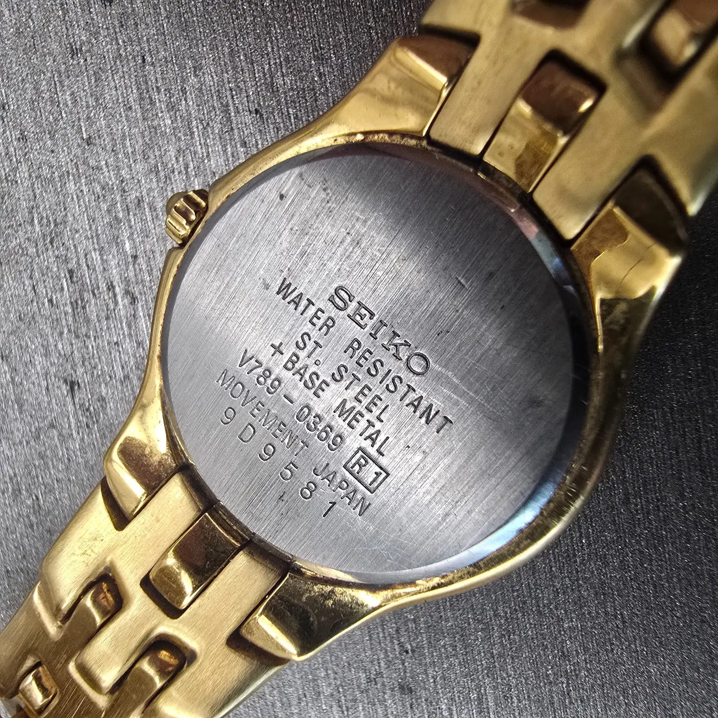Seiko Watch Women 26mm White Dial Gold Tone Date Round V789-0369 New Battery VTG10