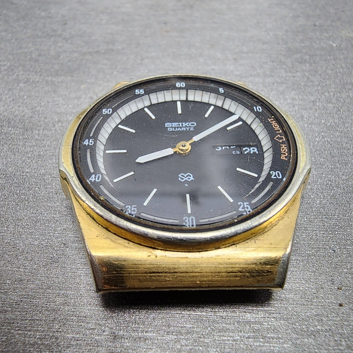 Seiko SQ Watch Men 37mm Black Dial Gold Tone Daydate 7559-6009 PARTS