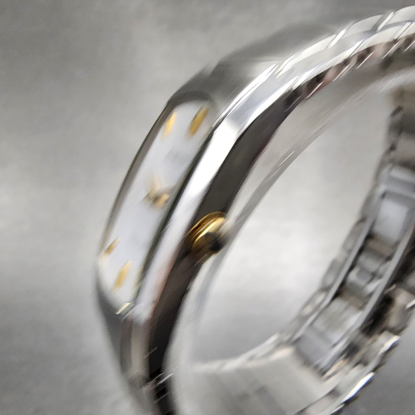 Seiko Vivace Watch Women 18mm Silver Dial Silver Tone 1n00-6k70 New Battery