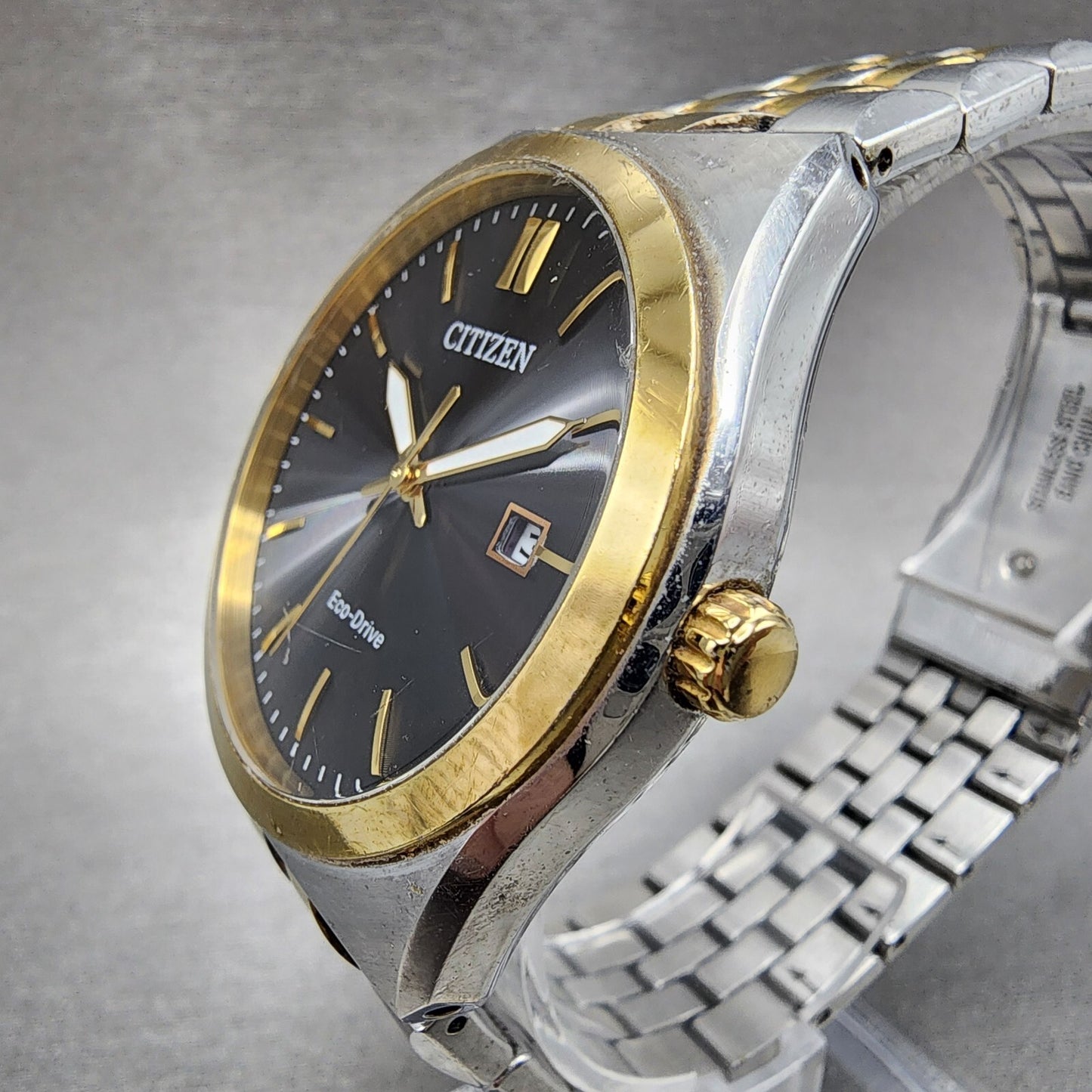 Citizen Eco-Drive Watch Men 40mm Black Dial Two Tone Date E111-000WT-01 Runs