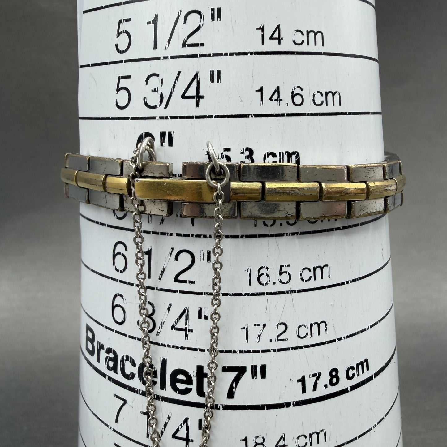 Seiko Tank Watch Women 13mm White Dial two Tone Rectangle 2E20-0AY0 New Battery13