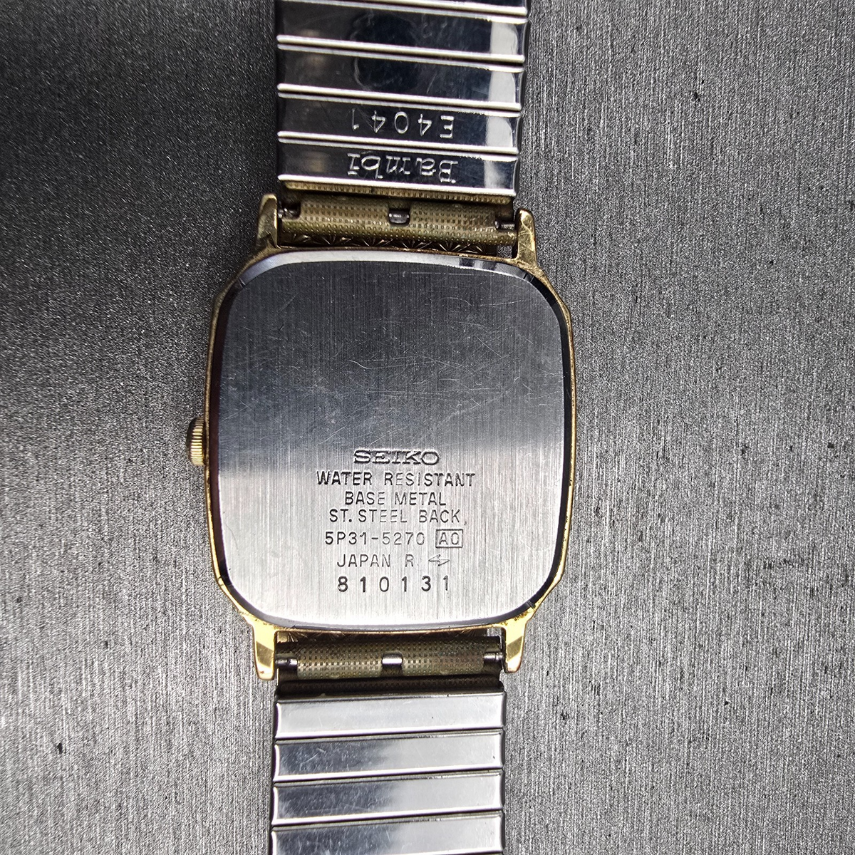 Seiko Watch Men 27mm White Dial Gold Tone Rectangle 5P31-5270 New Battery10