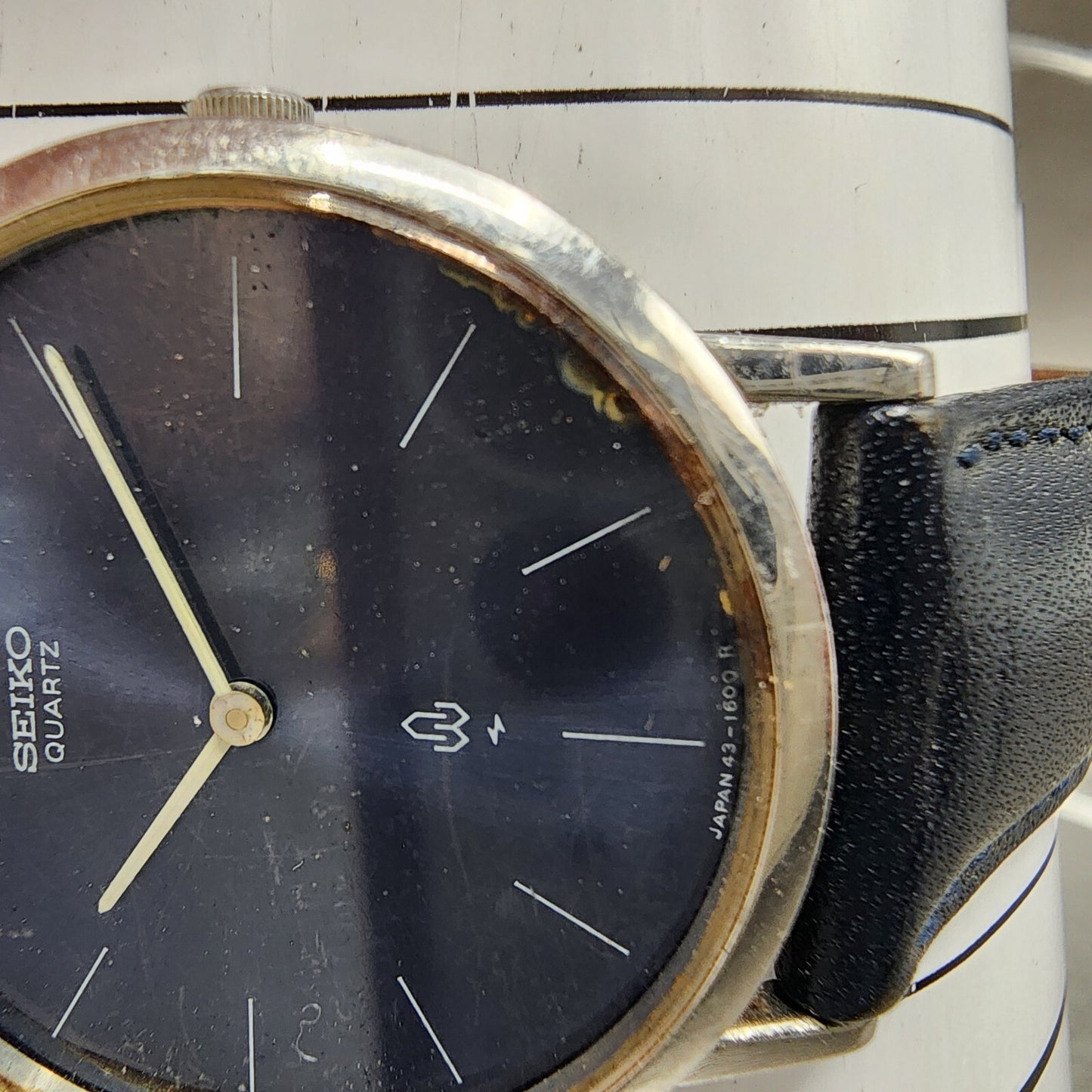 VTG Seiko Watch Men 32mm Blue Dial Steel Blue Leather Round 43-0240 New Battery
