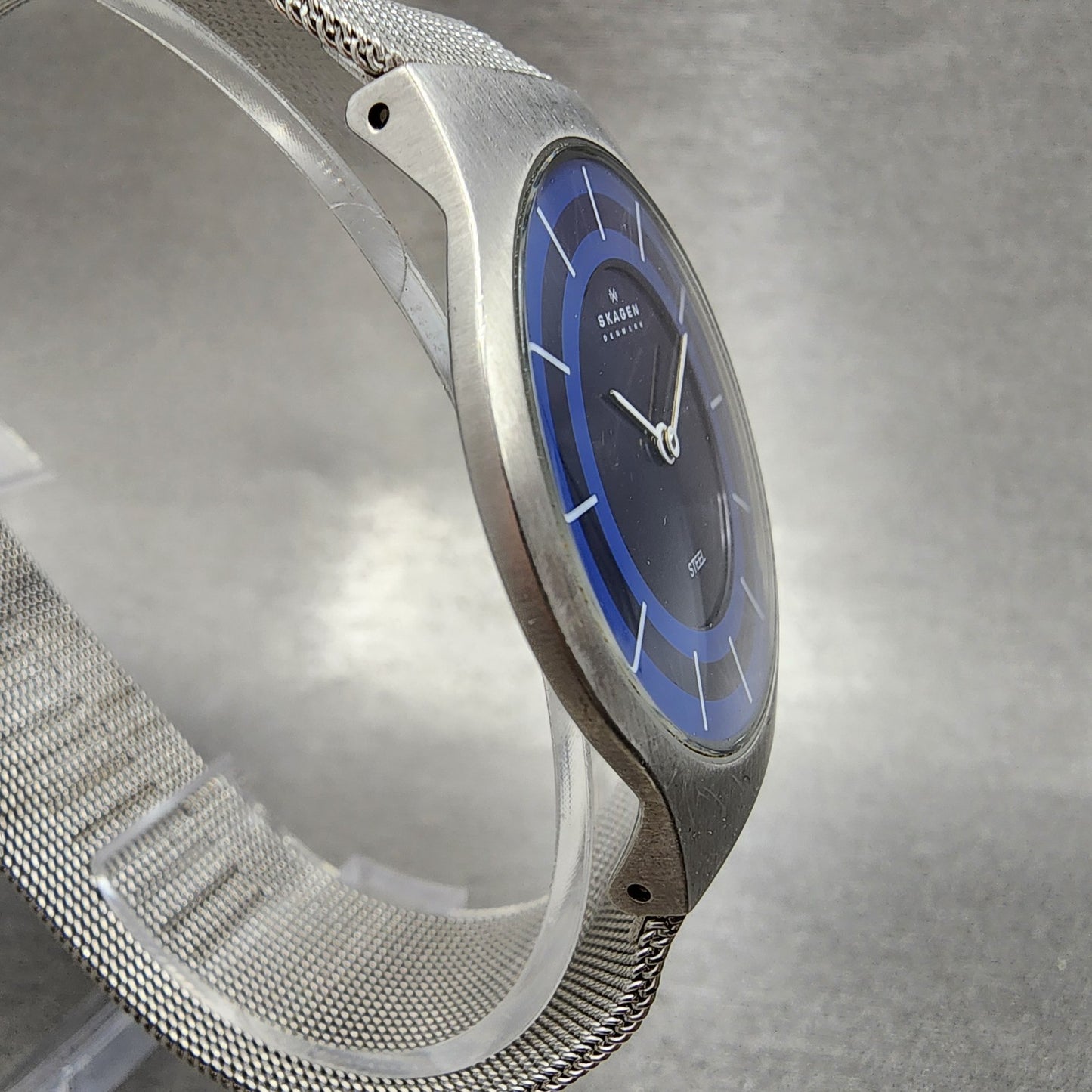 Skagen Watch Men 34mm Blue Dial Steel Date Round Mesh A233LSSN New Battery
