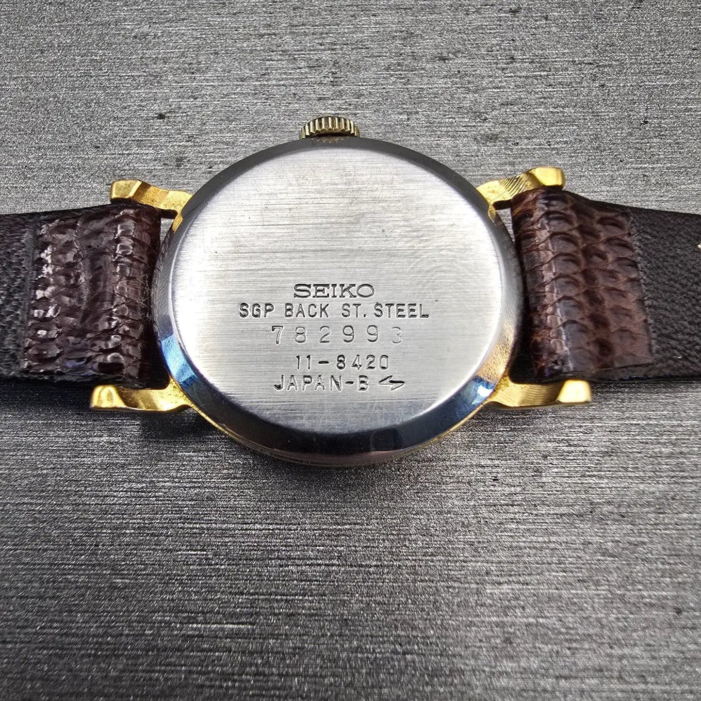 Seiko Socie Watch Women 23mm Champagne Dial Gold Tone Oval 11-8420 Manual Wind10