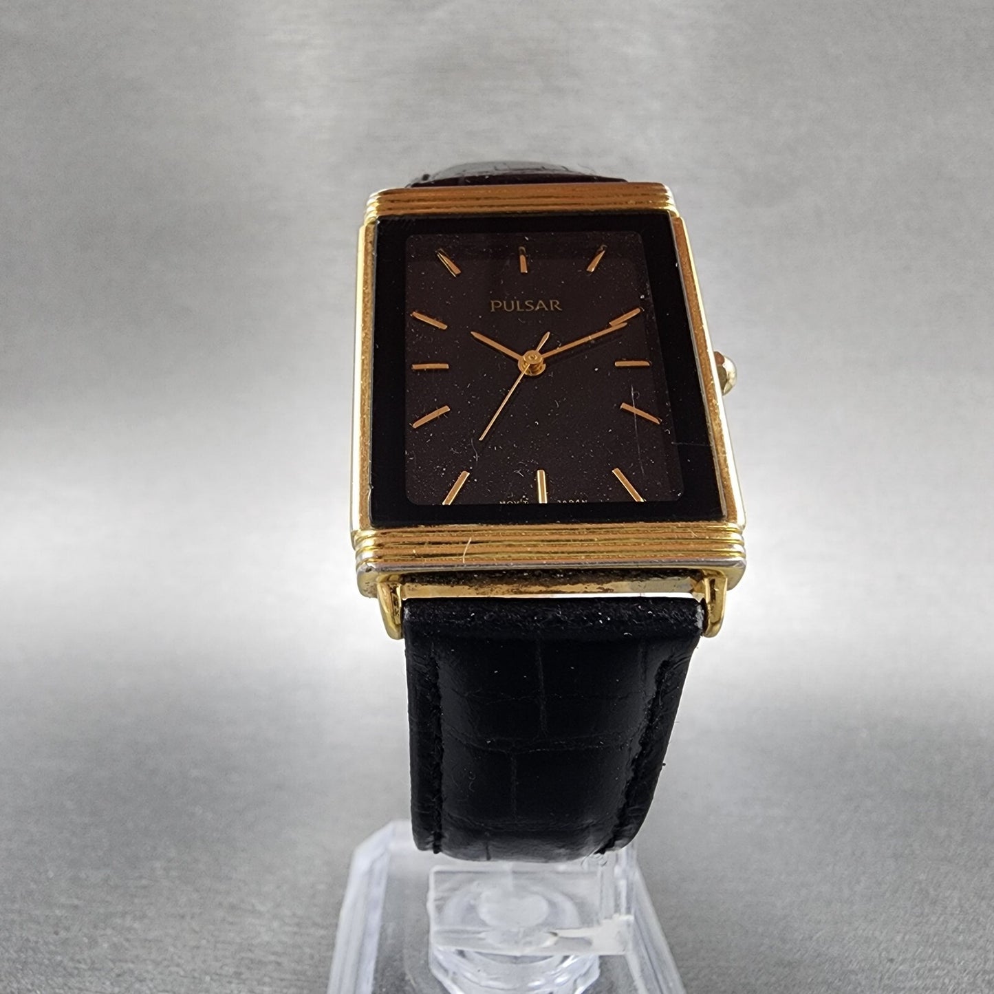 Pulsar Tank Watch Men 25mm Black Dial Gold Tone Rectangle V701-X042 New Battery