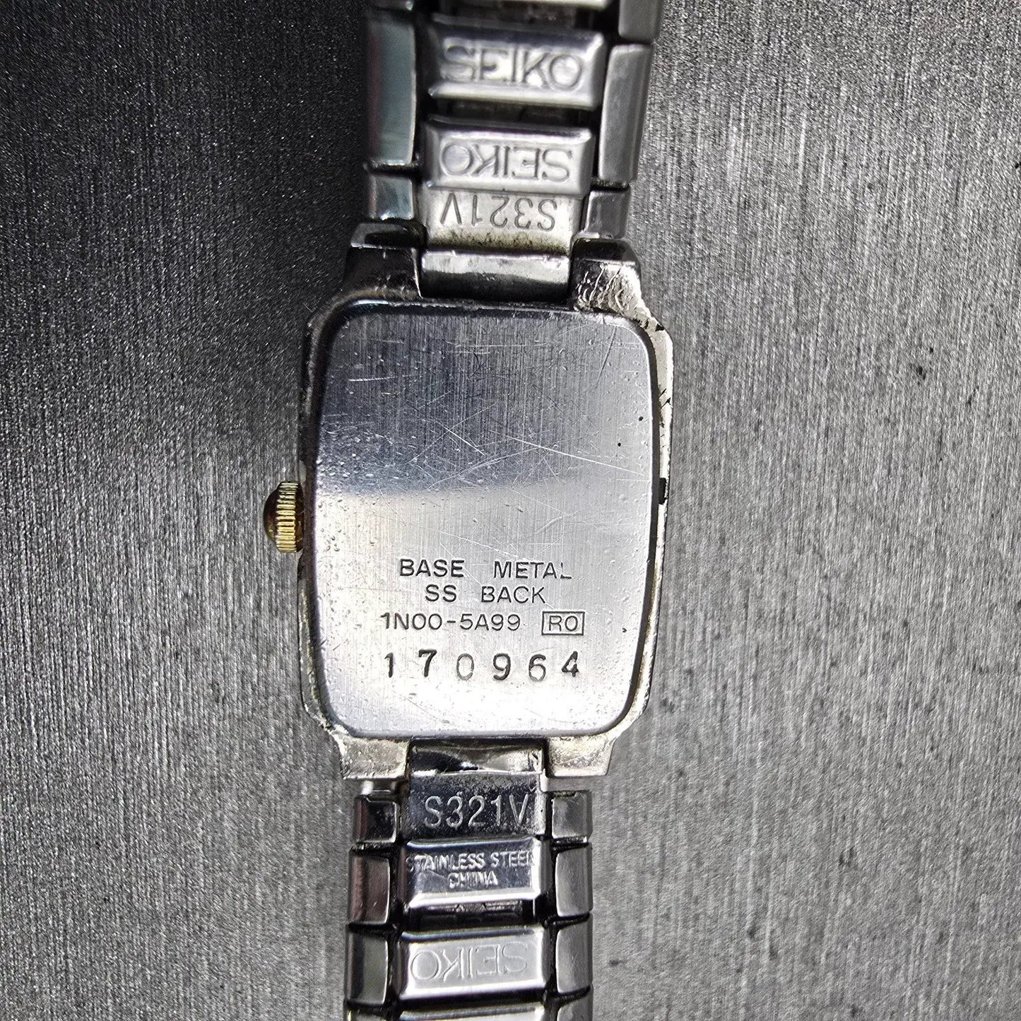 Seiko Tank Watch Women 15mm Silver Dial Two Tone Rectangle 1N00-5A99 New Battery10
