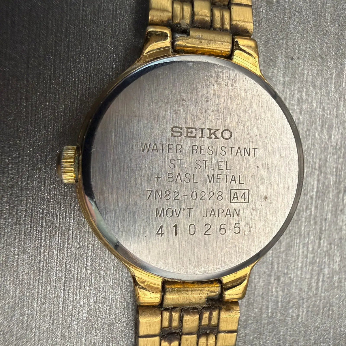 Seiko Watch Women 23mm White Dial Gold Tone Date Round 7N82-0228 VTG New Battery10