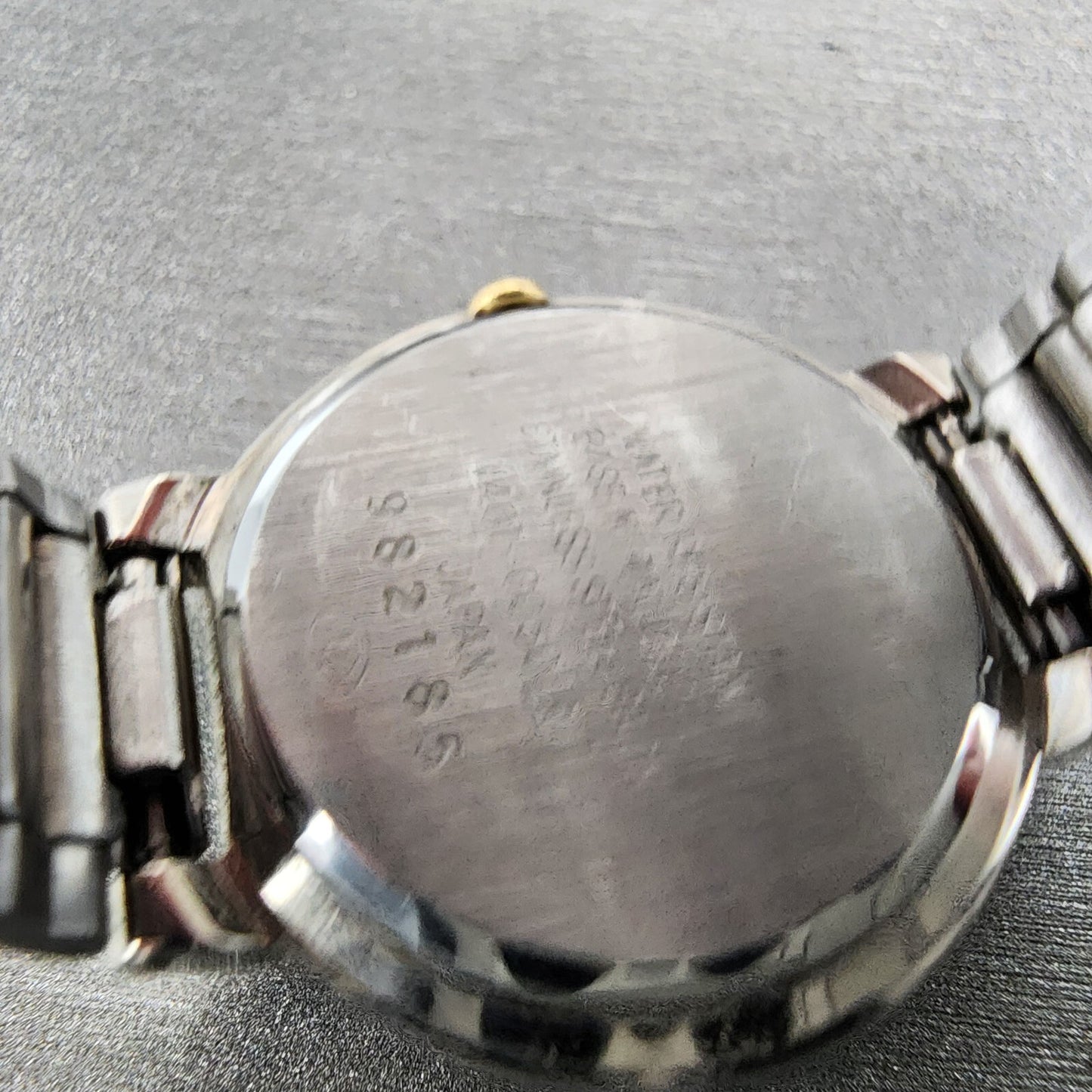 Seiko Alba Urban Watch Women 25mm White Dial Silver Tone Round NewBatt V401-0050