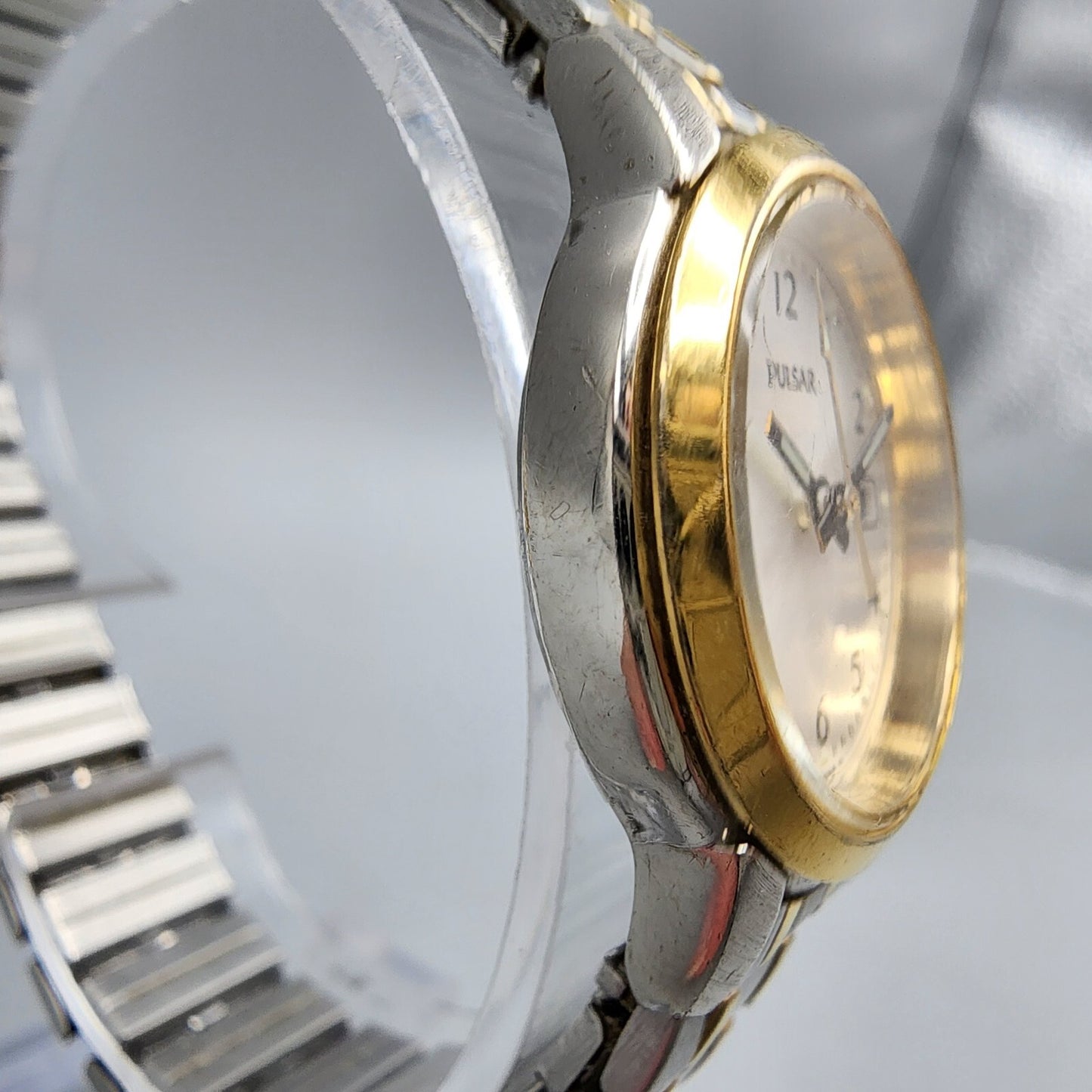 Pulsar Watch Women 22mm Silver Dial Two Tone Date Round VJ22-X025 New Battery