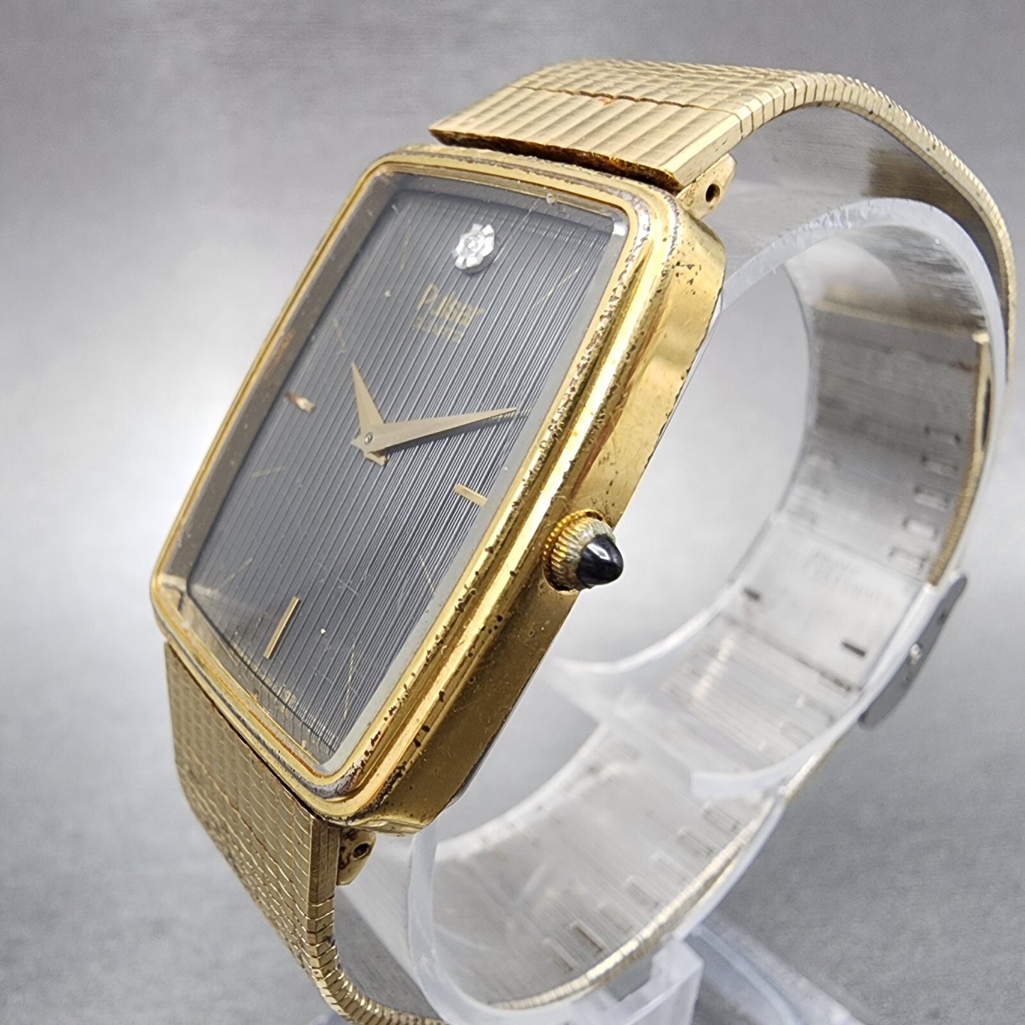 VTG Pulsar Tank Watch Men 24mm Black Dial Gold Tone Rectangle Y100-5689 PARTS
