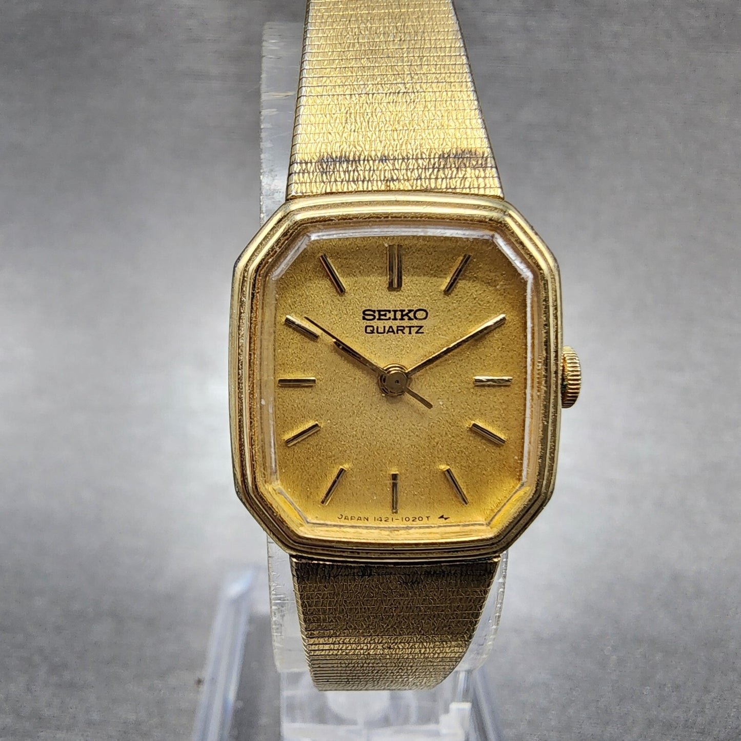 Seiko Watch Women 20mm Champagne Dial Gold Tone Octagon 1421-5619 New Battery