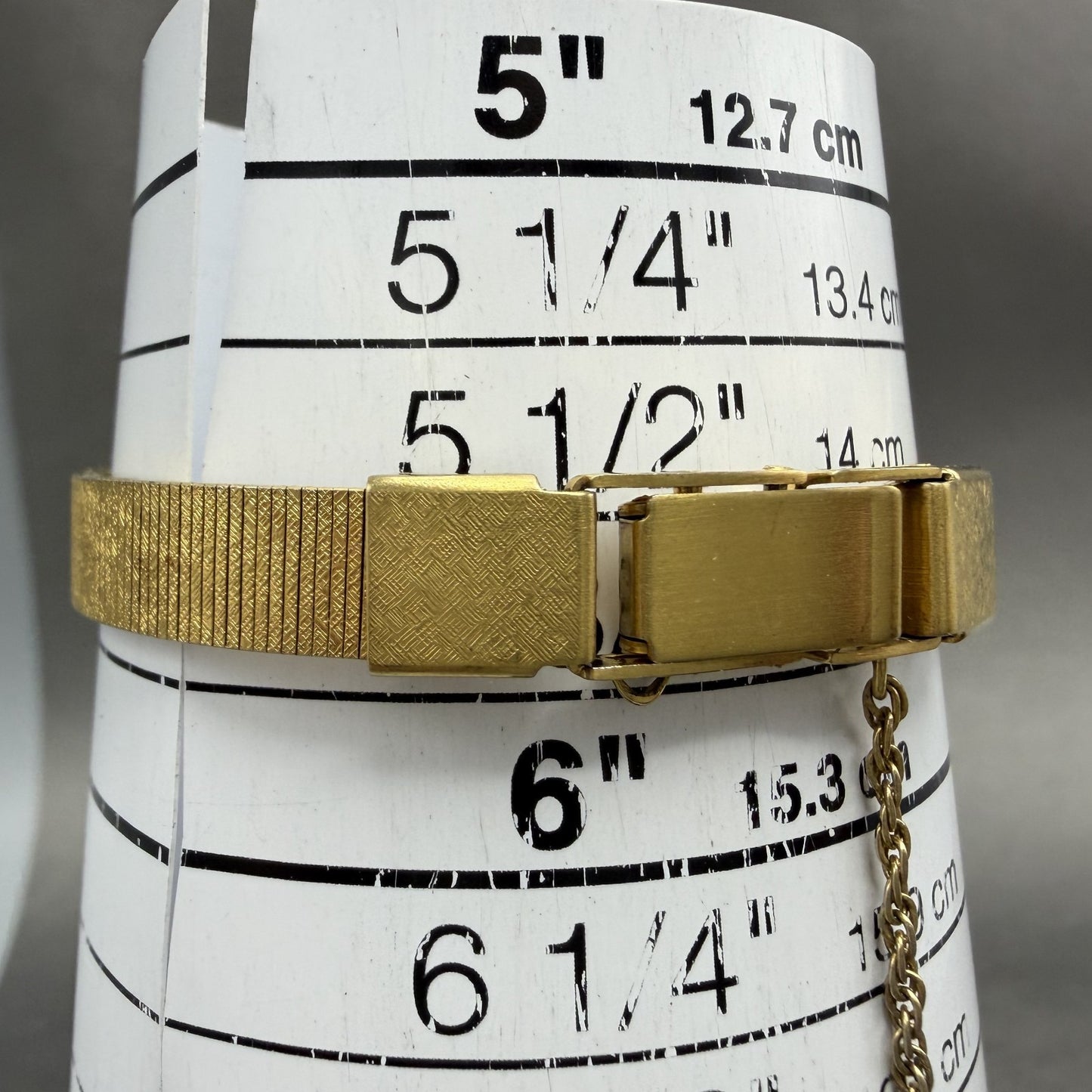 Citizen CQ Watch Women 14mm Black Dial Gold Tone Oval 2250-224884 New Battery10