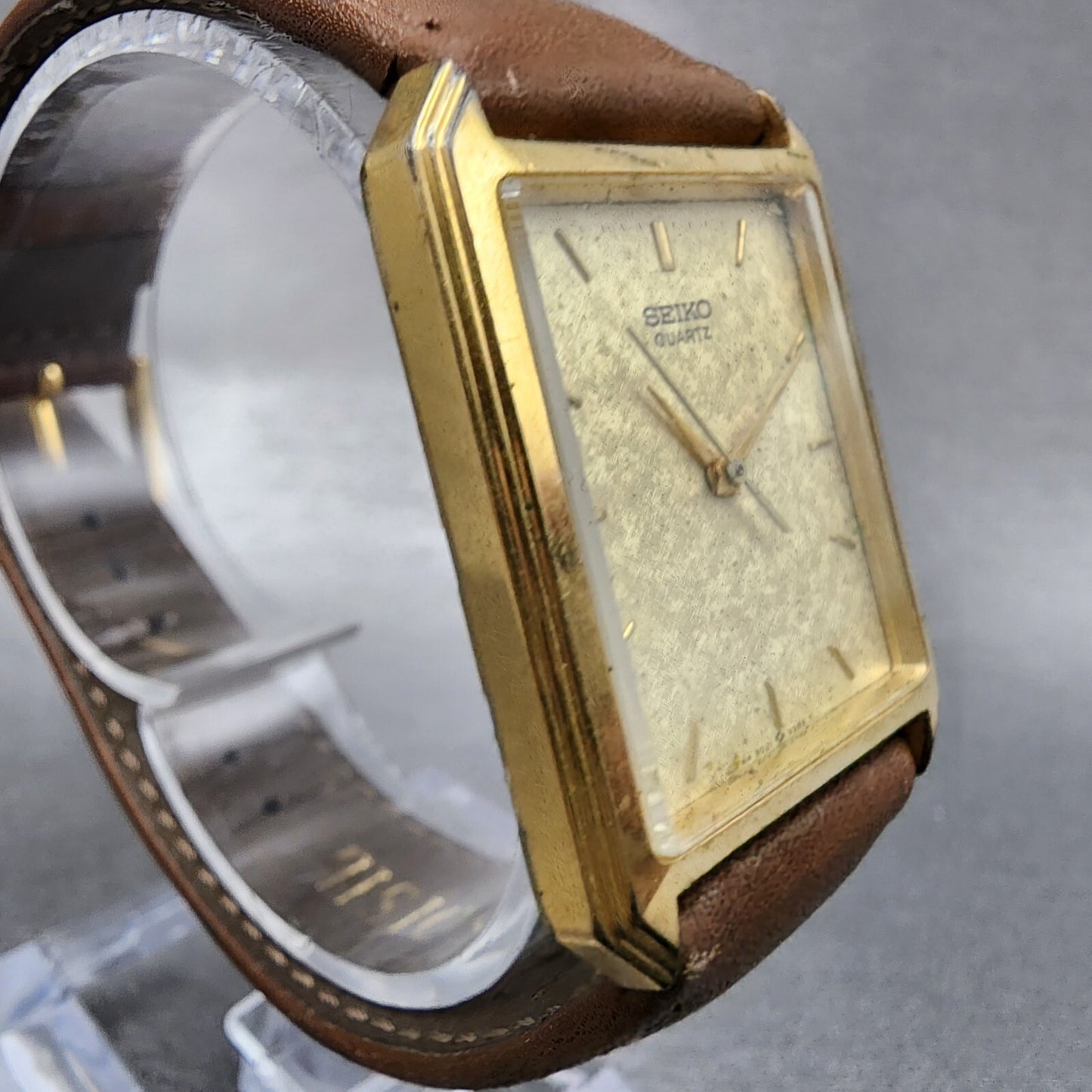 Seiko Tank Watch Men 26mm Champagne Dial Gold Tone 9021-5310 New Battery