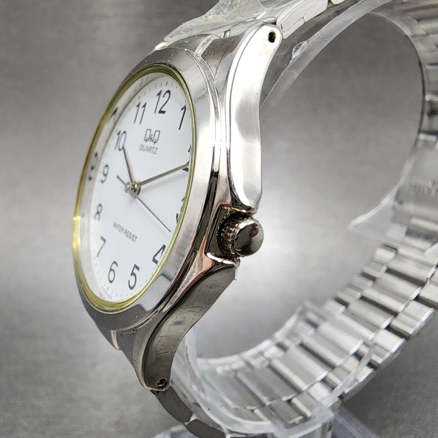 Citizen Q&Q Watch Men 34mm White Dial Silver Tone Vu76-204 New Battery