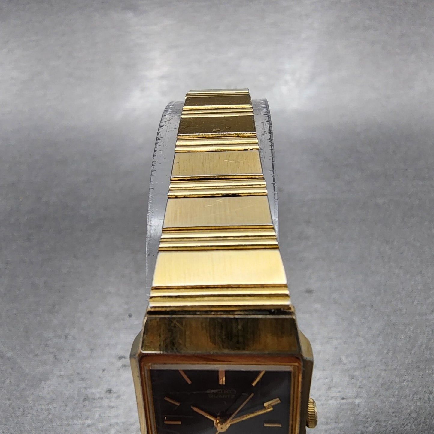Seiko Tank Watch Women 19mm Black Dial Gold Tone Octagon 2C21-5220 New Battery