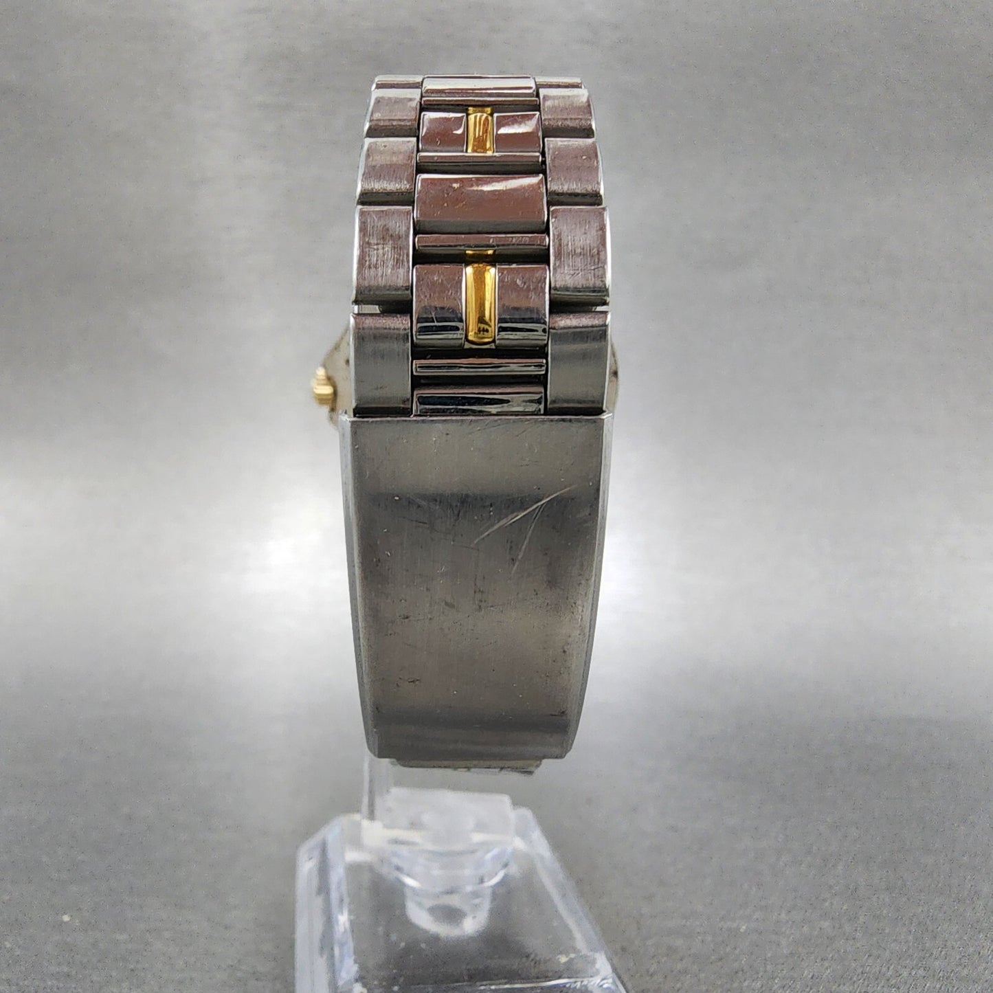 Bulova Caravelle Watch Men 37mm Black Dial Two Tone Date 40b58 New Battery