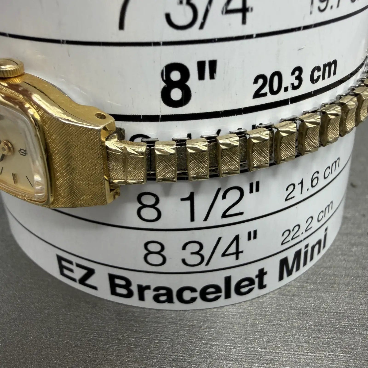 Citizen CQ Watch Women 16mm Champagne Dial Gold Tone 3220891422 New Battery10