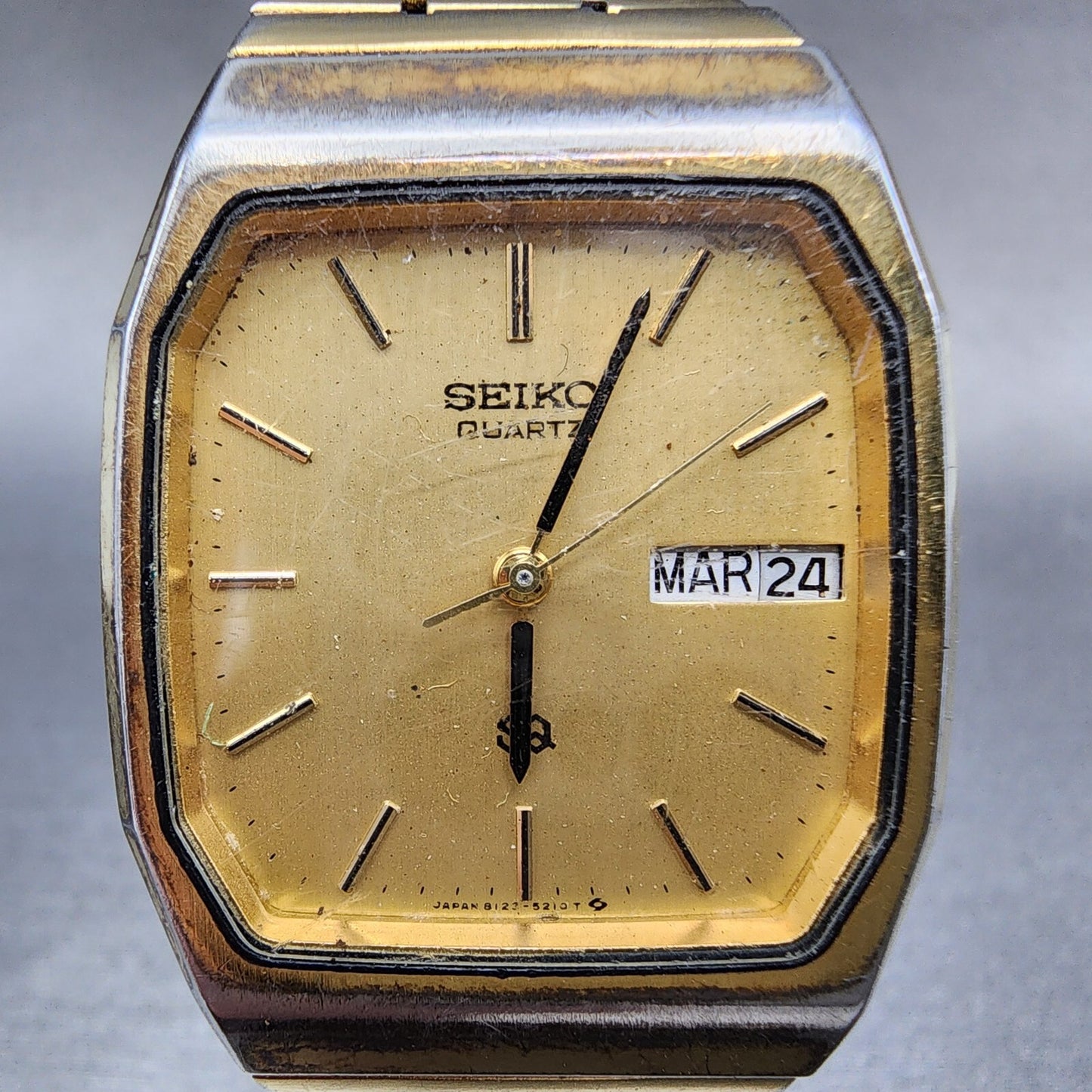 Seiko SQ Tank Watch Men 31mm Gold Dial Gold Tone Daydate 8123-5189 PARTS