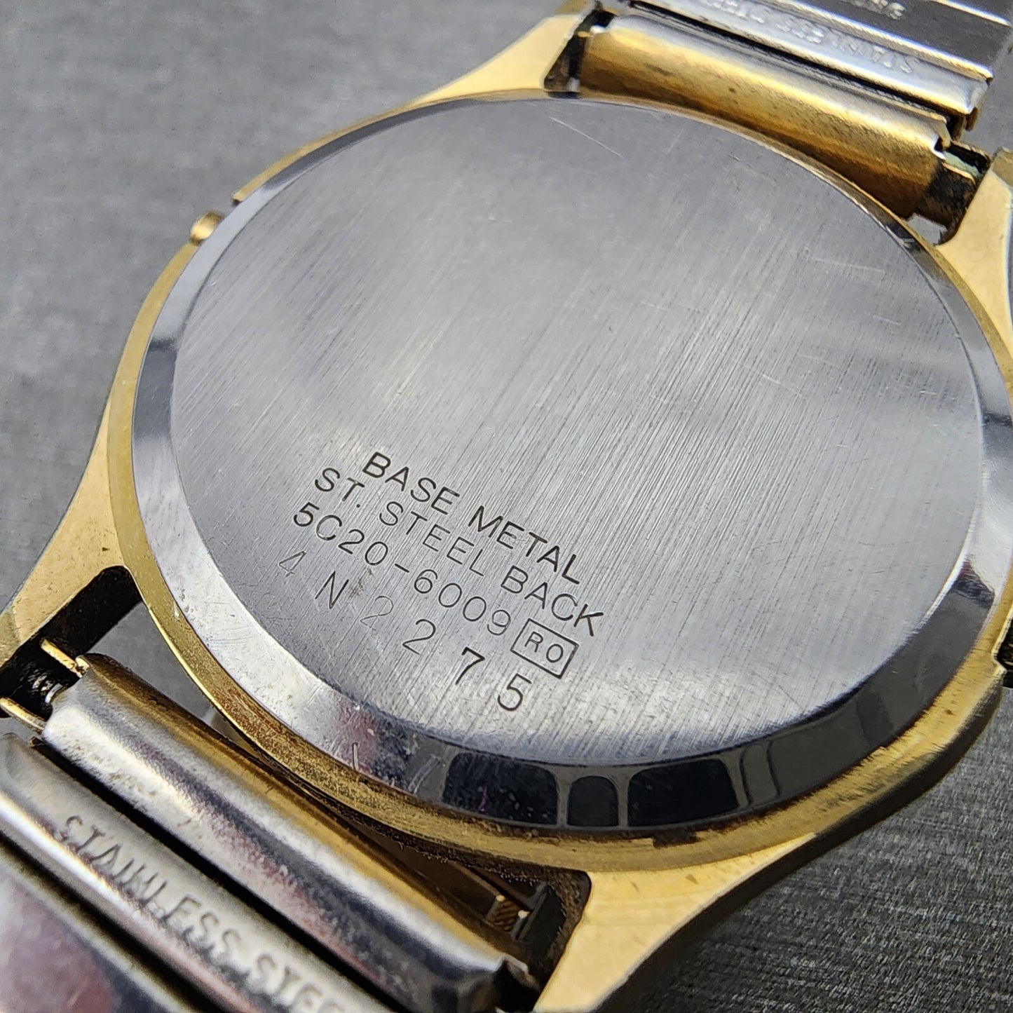 Seiko Alarm Watch Men 32mm Gold Dial Gold Tone Round READ!!!! 5C20-6009 New Batt