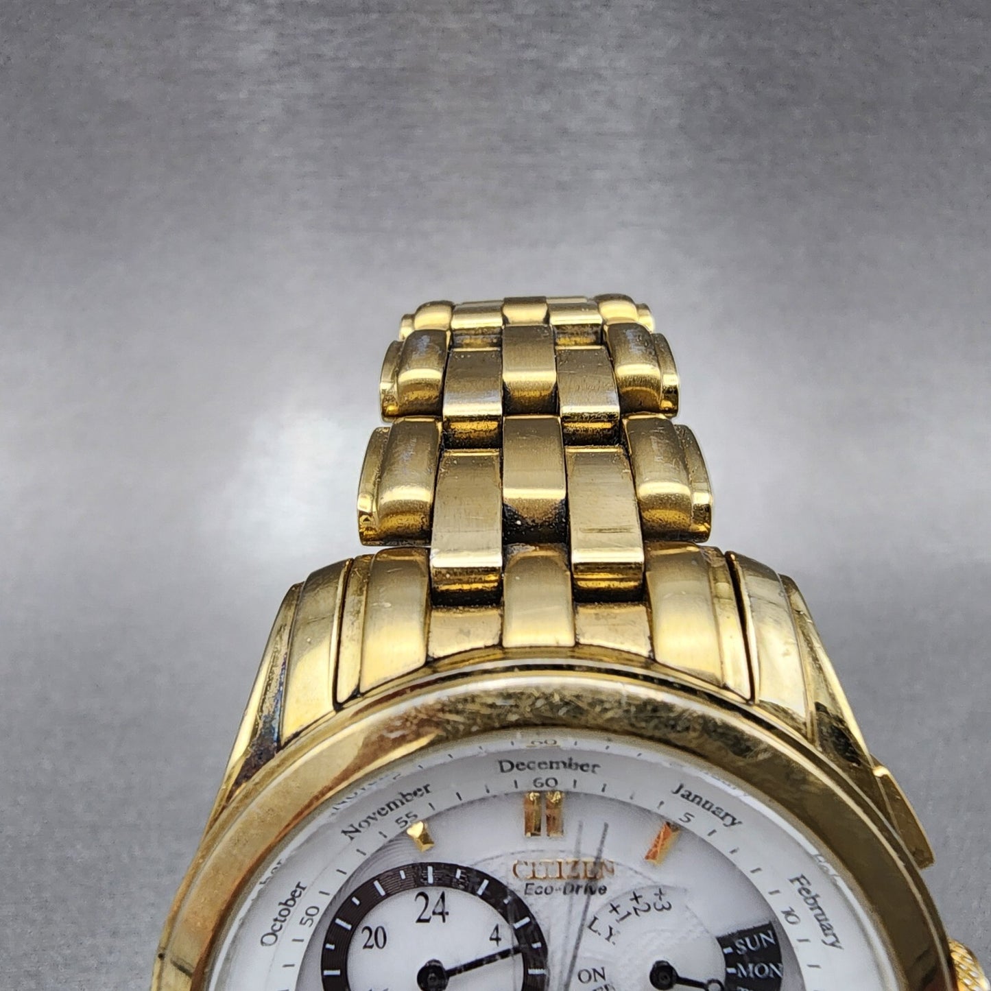 Citizen Eco-Drive Cal 8700 Watch Men 39mm White Dial Gold Perpetual Calendar B12