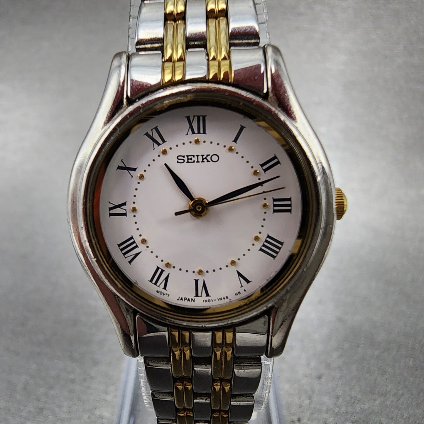 Seiko Watch Women 24mm White Dial Two Tone Round 1N01-0K10 New Battery VTG