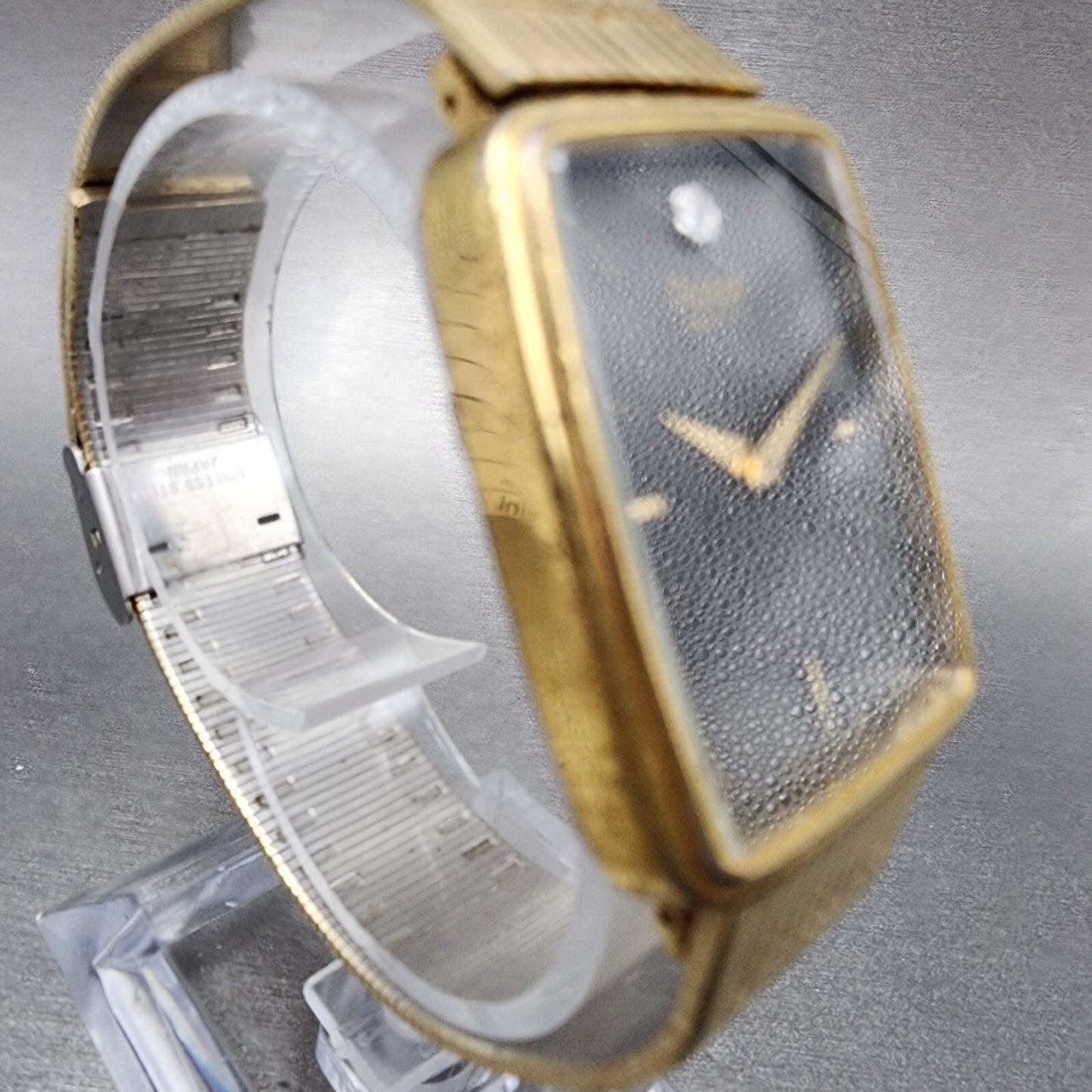 VTG Pulsar Tank Watch Men 24mm Black Dial Gold Tone Rectangle Y100-5689 PARTS